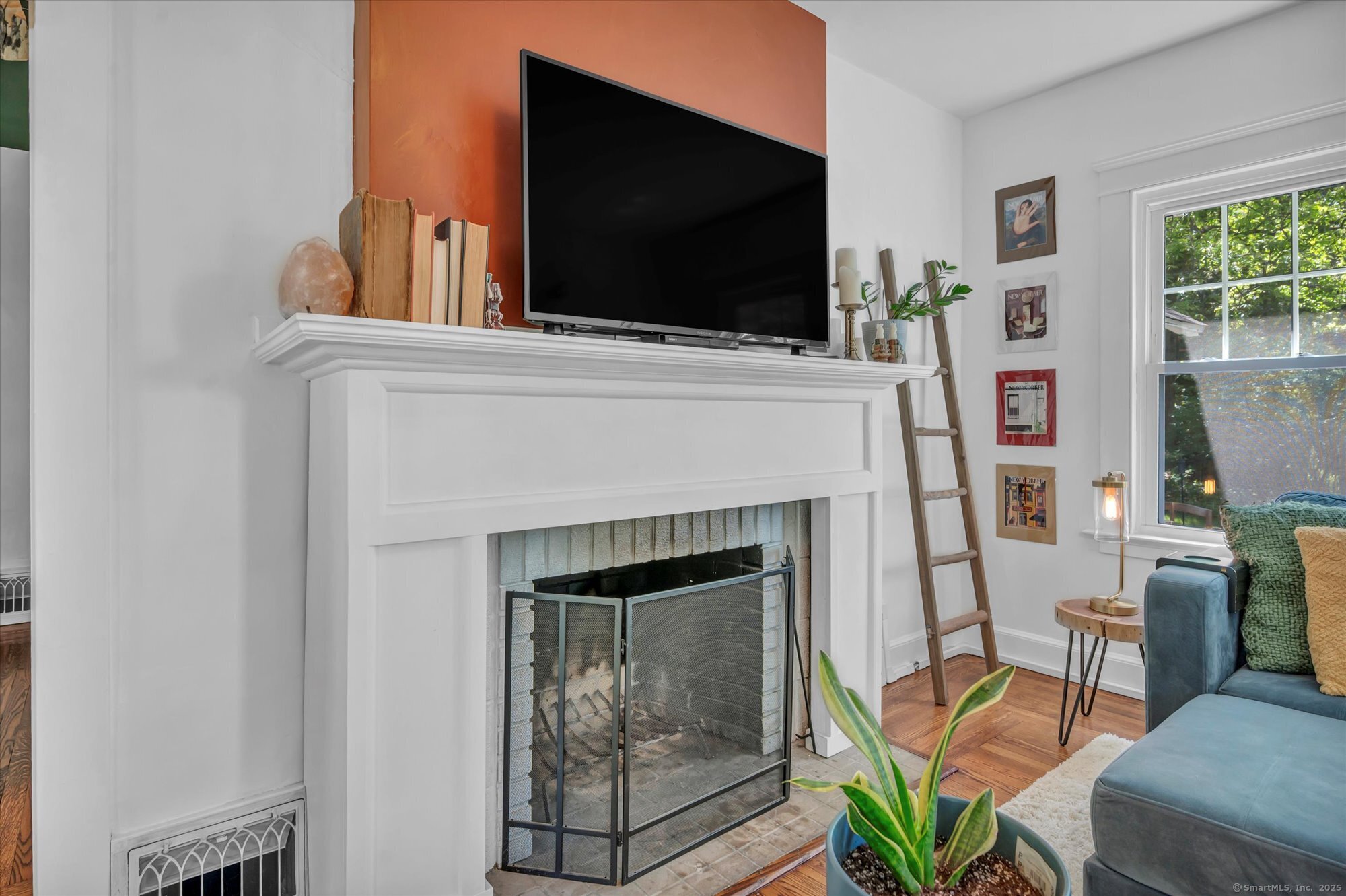 19 Orpington, Hamden, Connecticut 06517