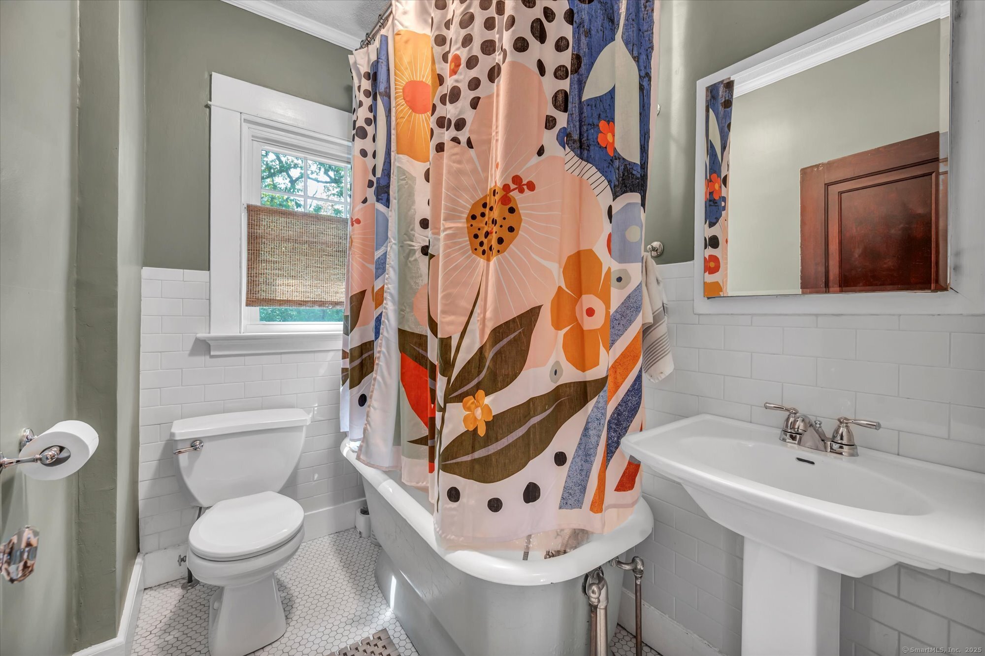 19 Orpington, Hamden, Connecticut 06517