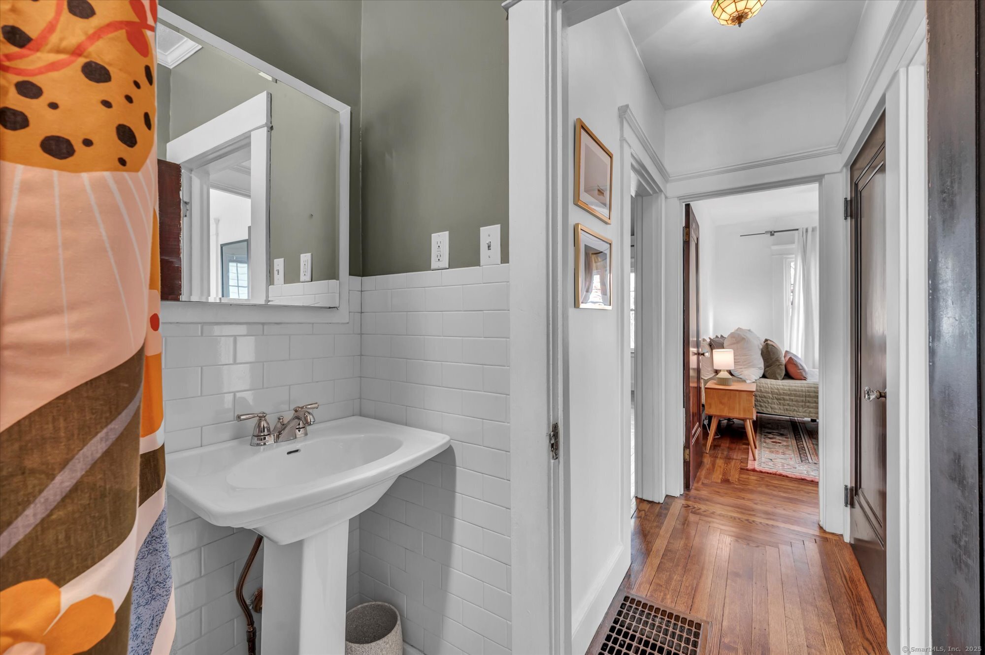 19 Orpington, Hamden, Connecticut 06517