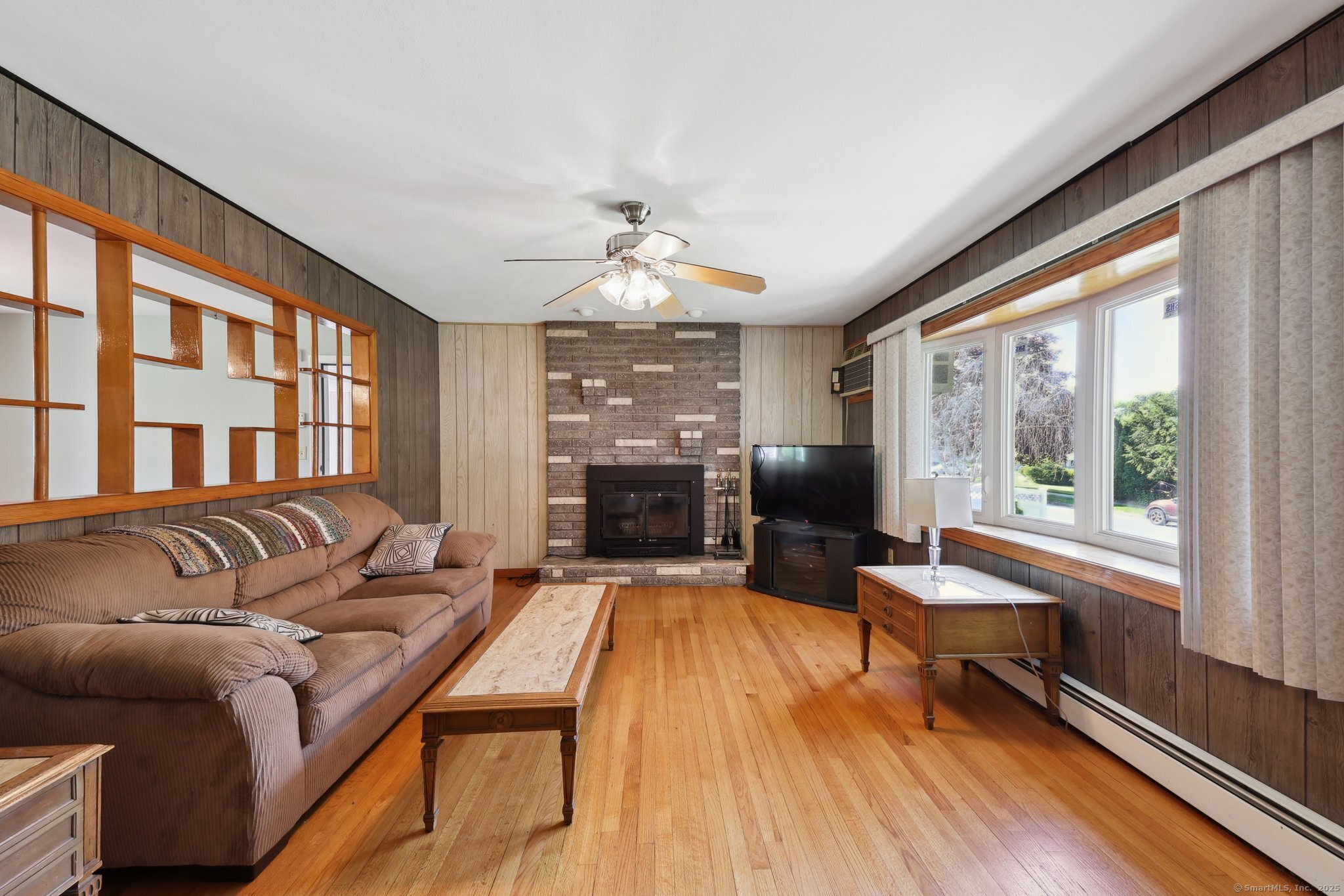11 Jamestown, Hamden, Connecticut 06518