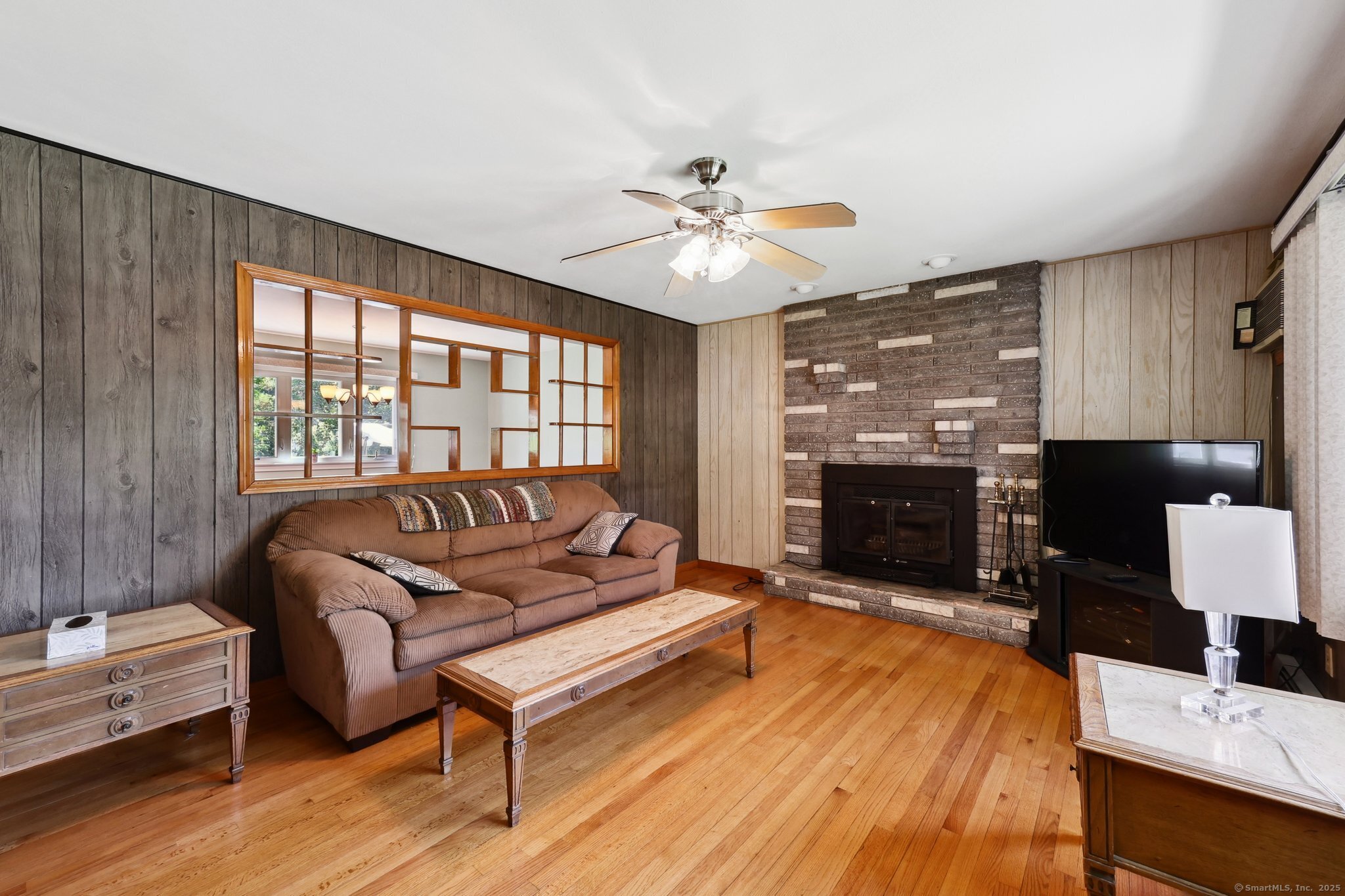 11 Jamestown, Hamden, Connecticut 06518