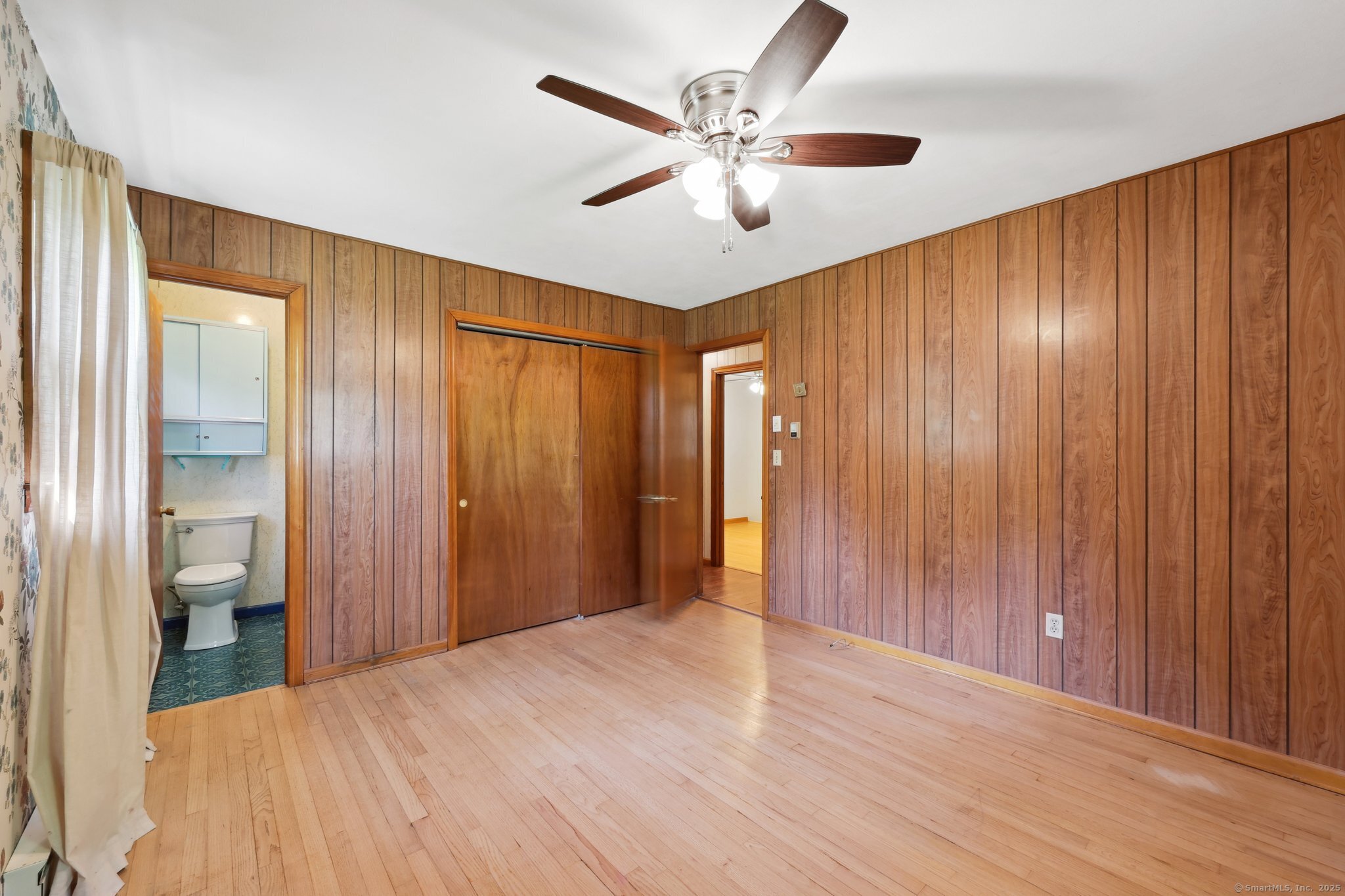 11 Jamestown, Hamden, Connecticut 06518