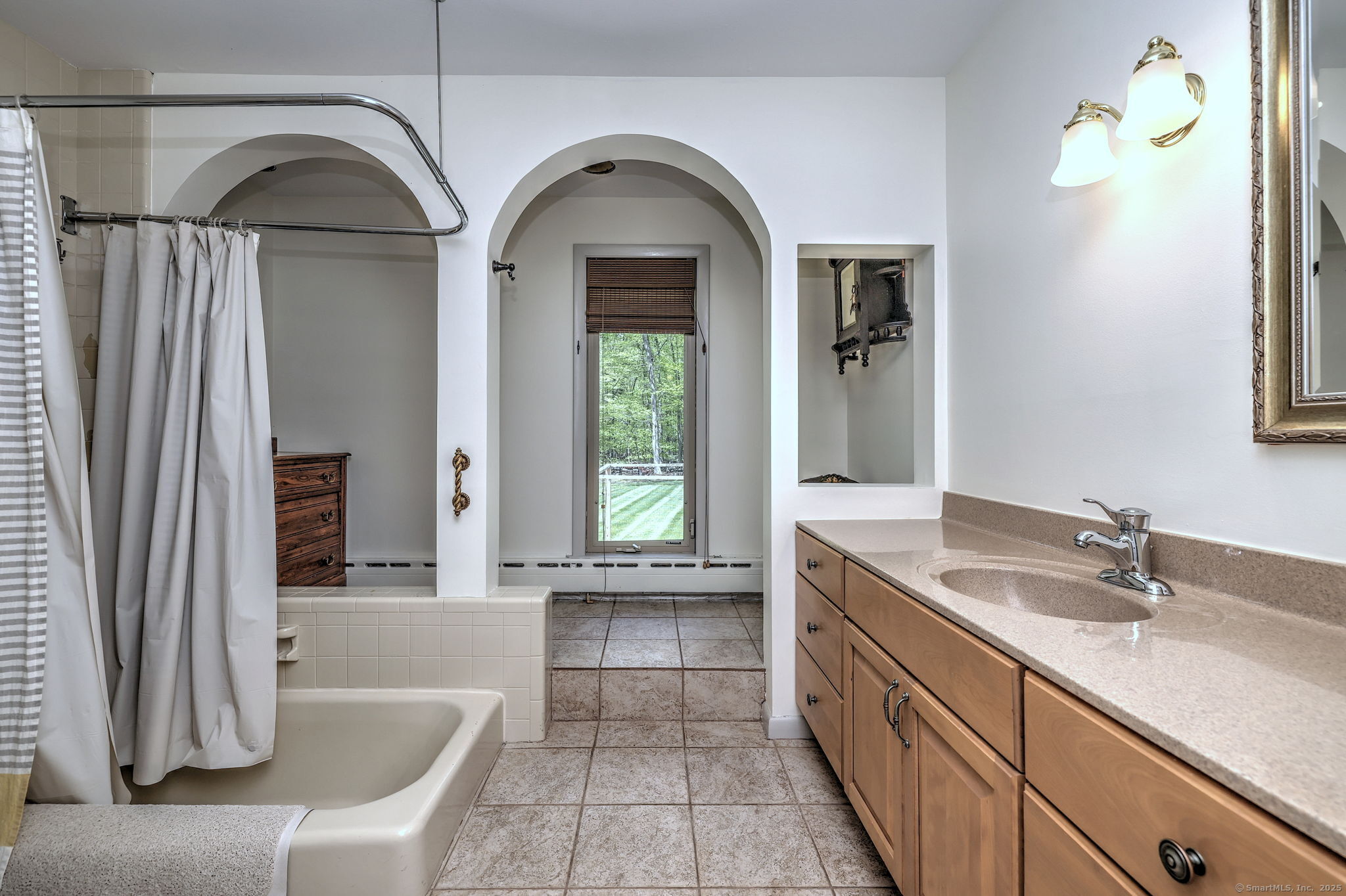 52 Deepdene, Trumbull, Connecticut 06611