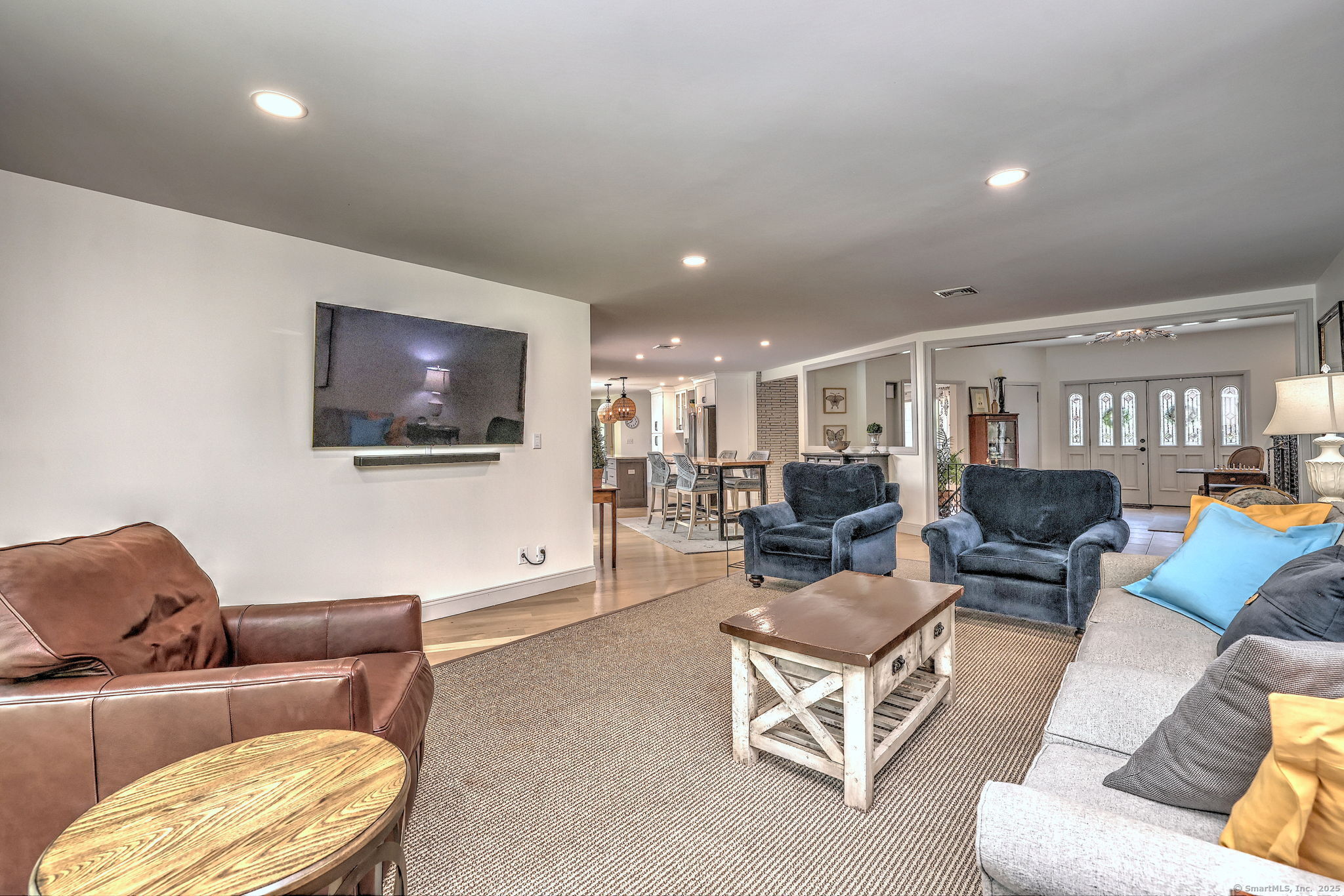 52 Deepdene, Trumbull, Connecticut 06611