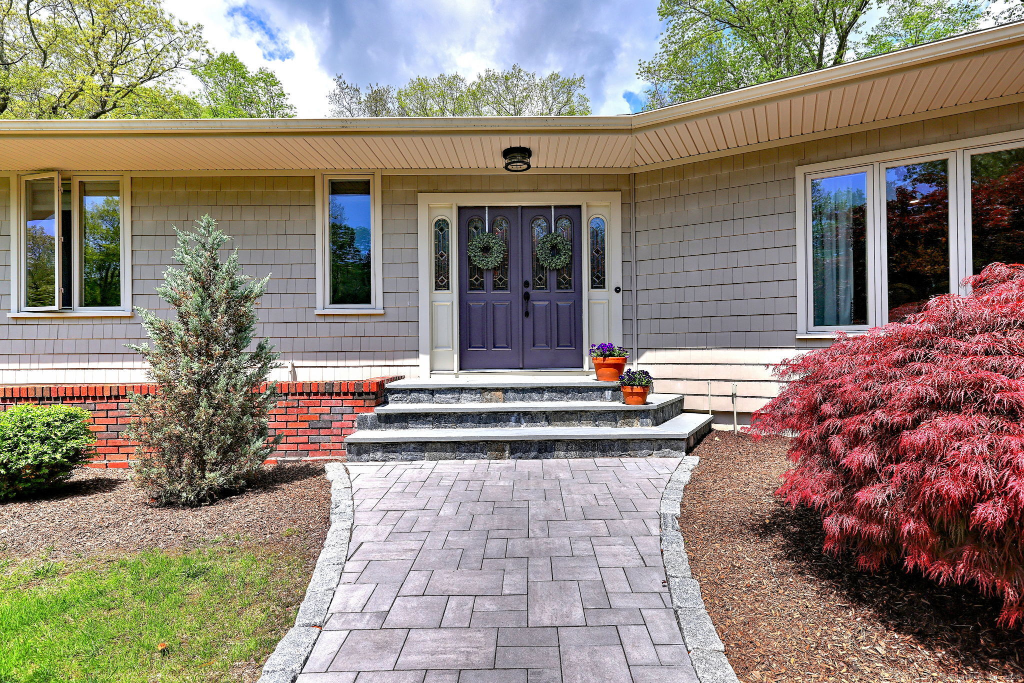 52 Deepdene, Trumbull, Connecticut 06611