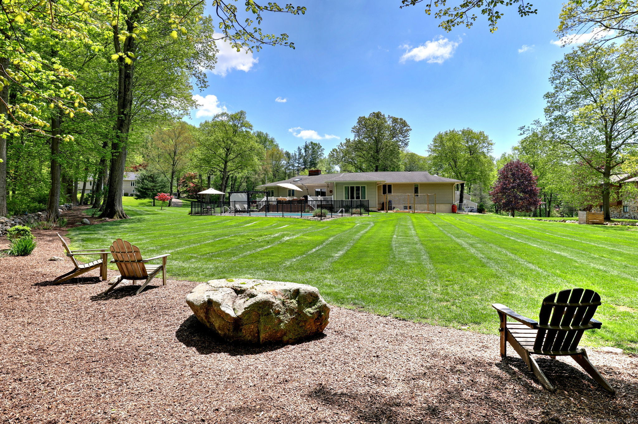 52 Deepdene, Trumbull, Connecticut 06611