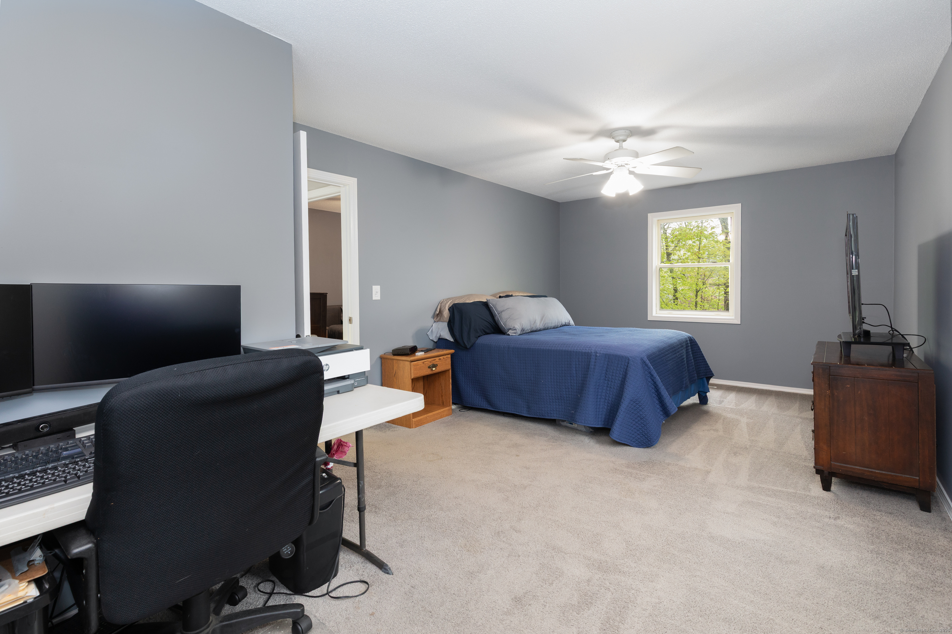 37 Crofut, Naugatuck, Connecticut 06770