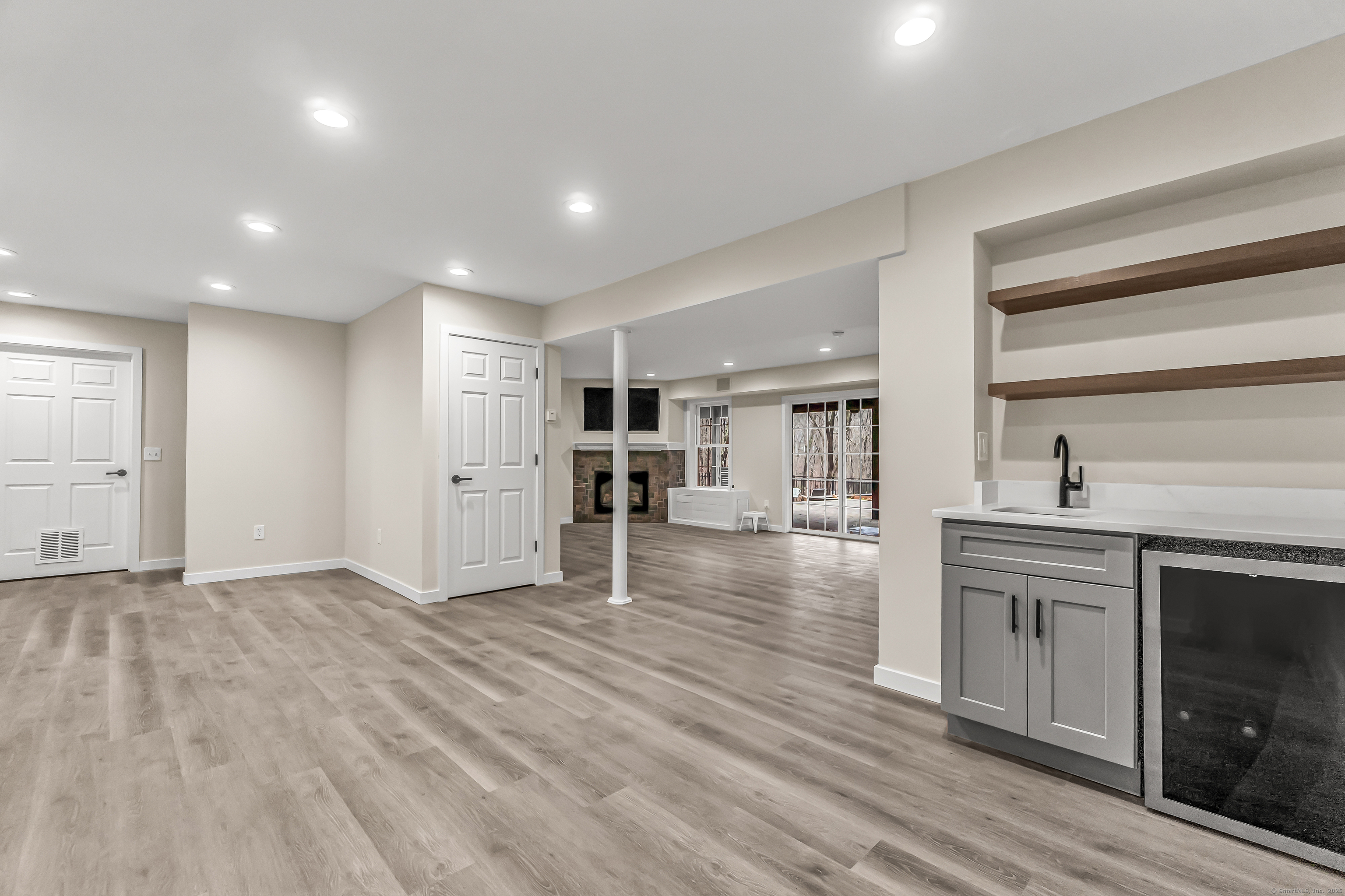 38 Marlin, Newtown, Connecticut 06482