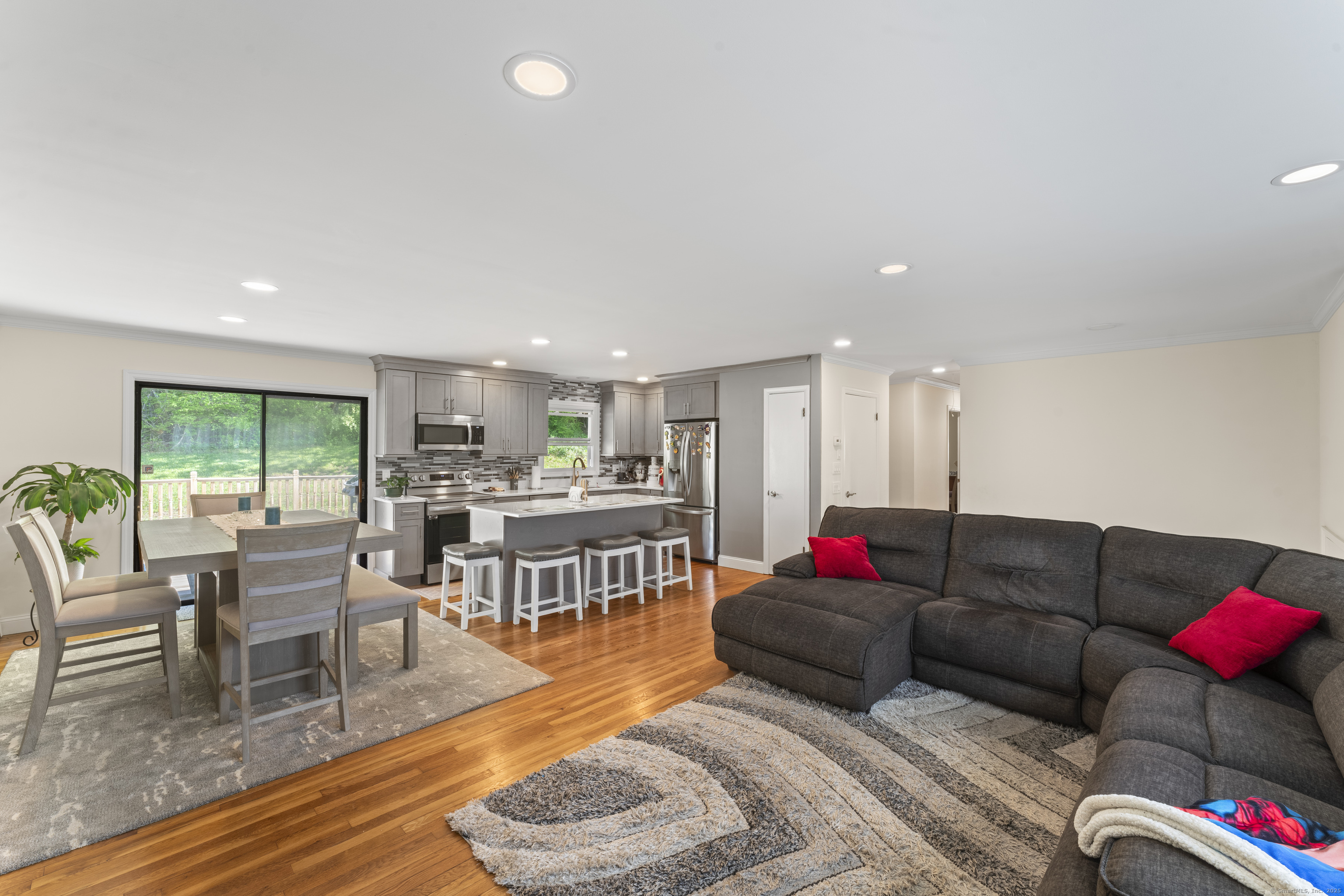 47 Riverside, Newtown, Connecticut 06482