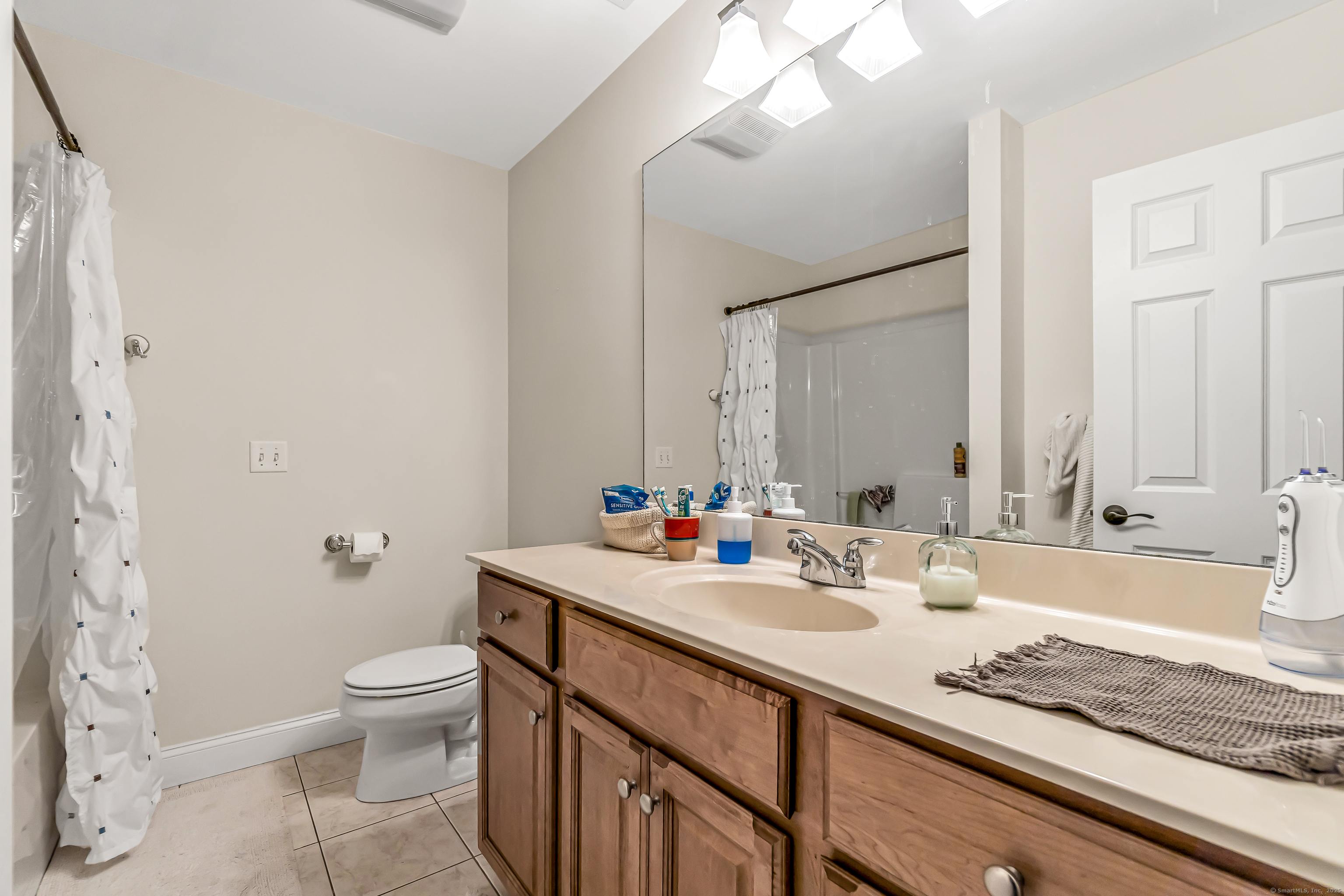 38 Marlin, Newtown, Connecticut 06482
