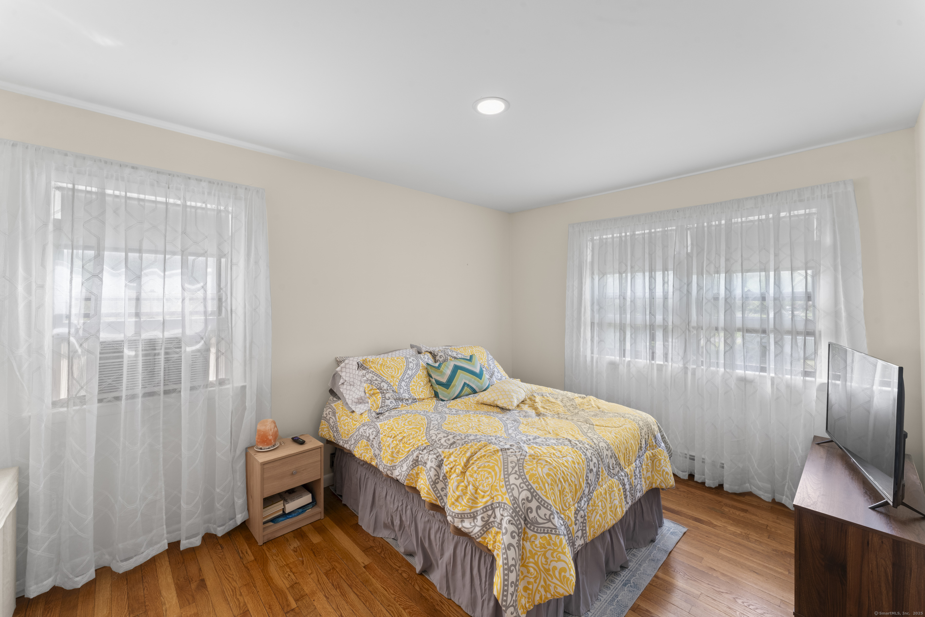 47 Riverside, Newtown, Connecticut 06482