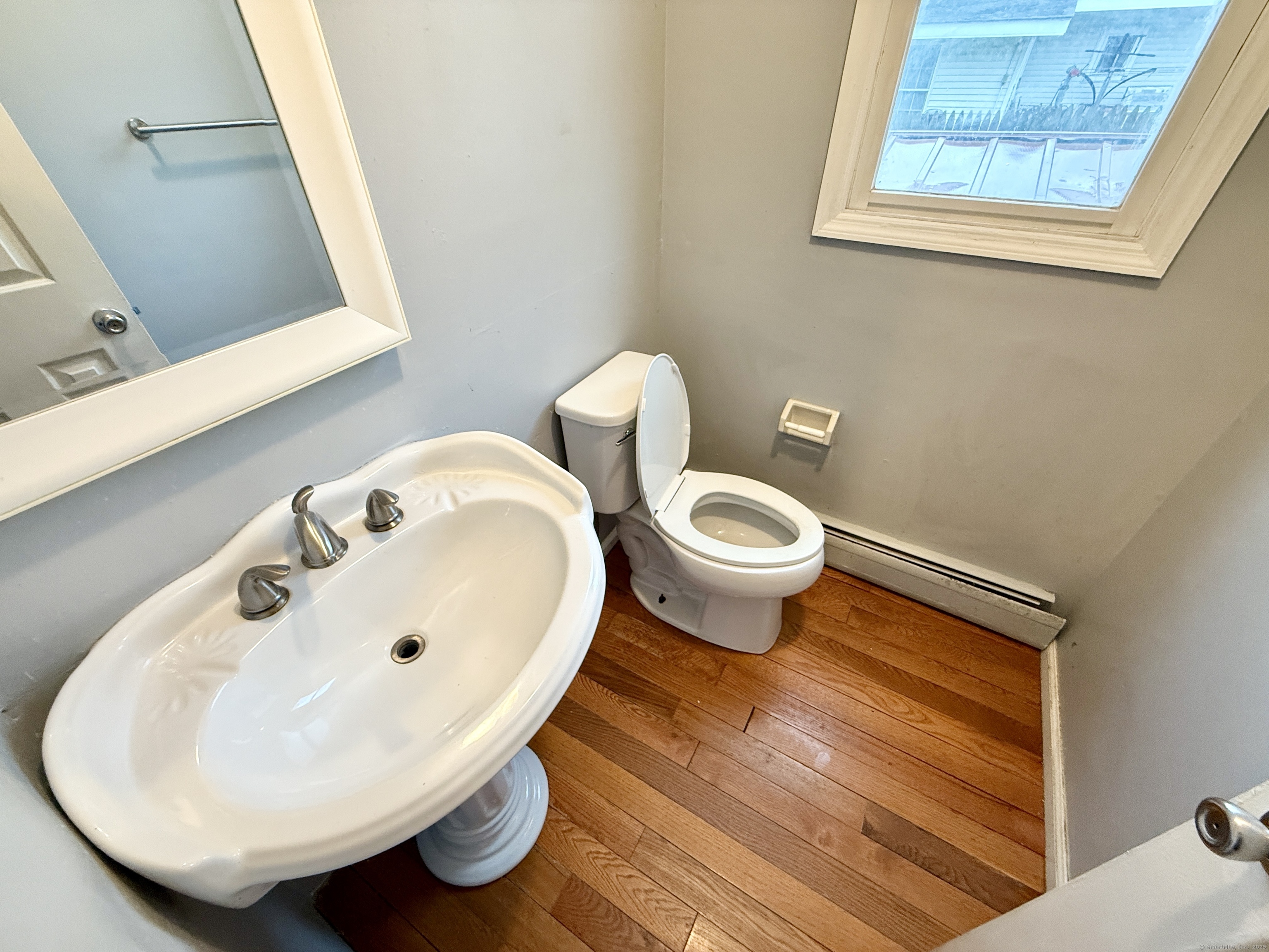 35 Leonard, Stratford, Connecticut 06614