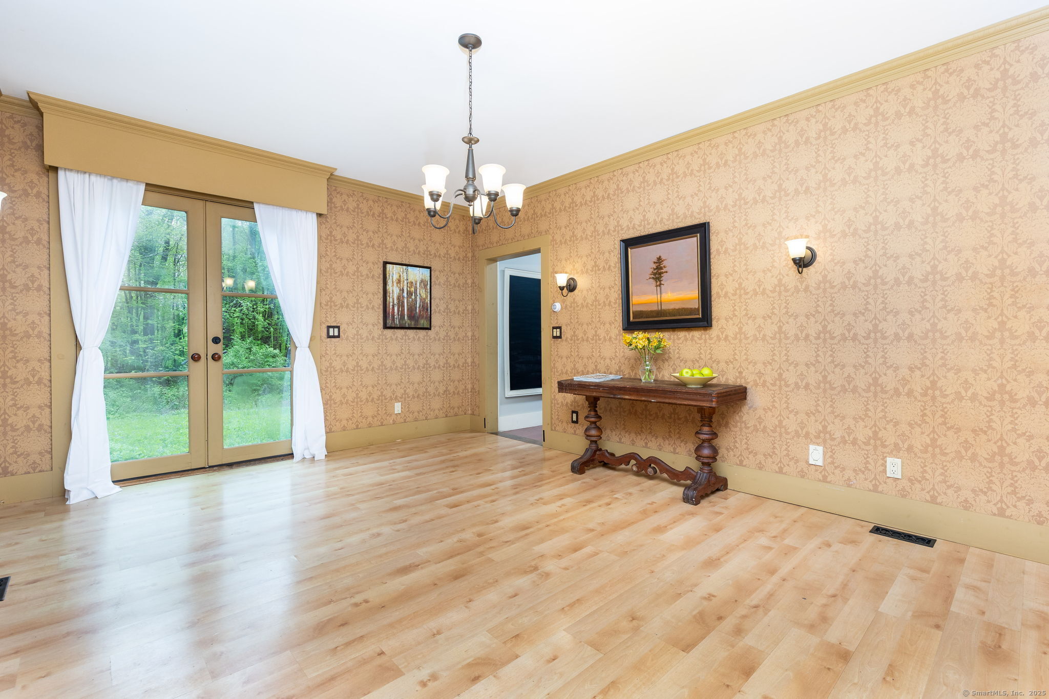 329 Litchfield, Morris, Connecticut 06763