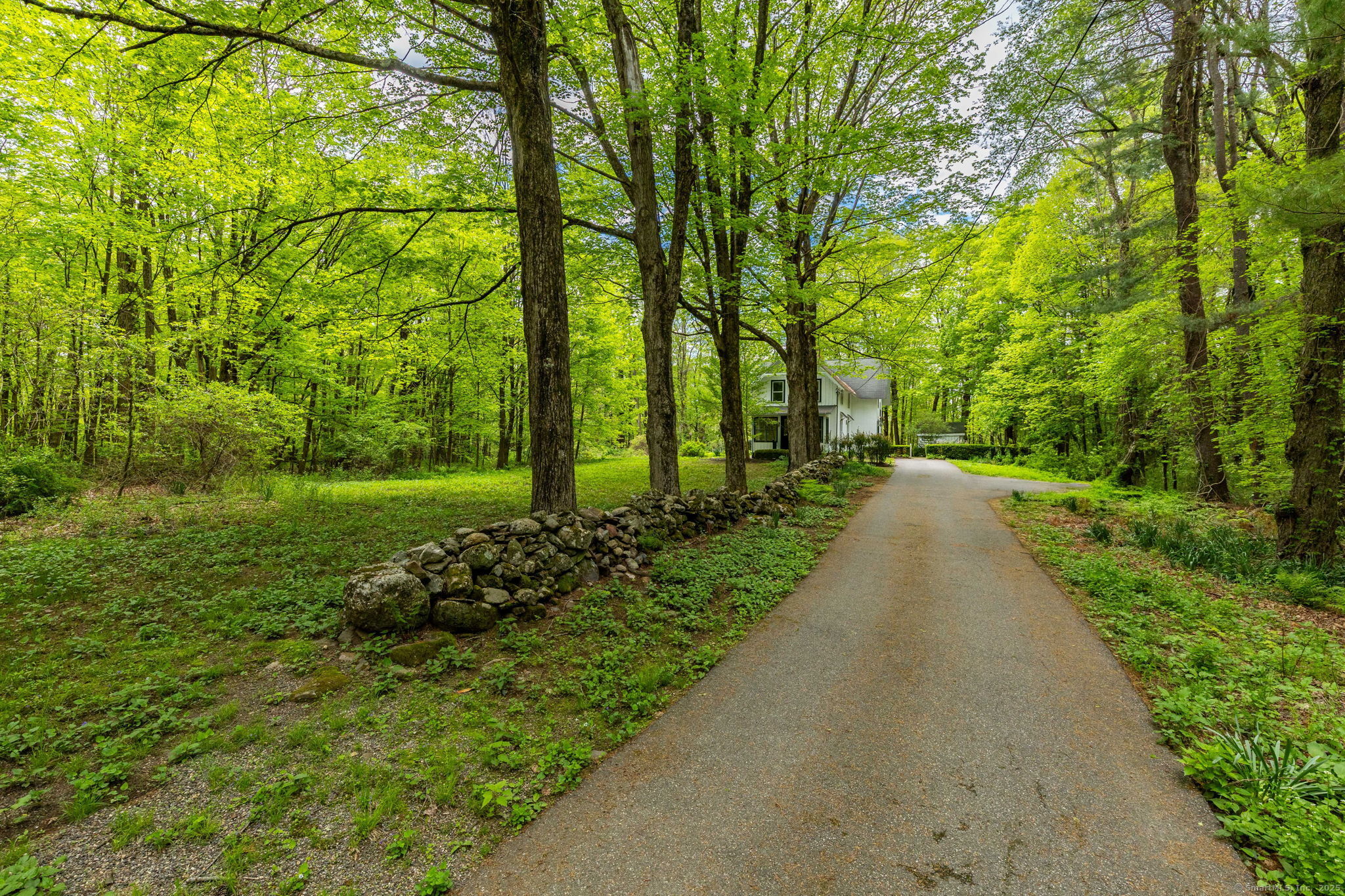 329 Litchfield, Morris, Connecticut 06763