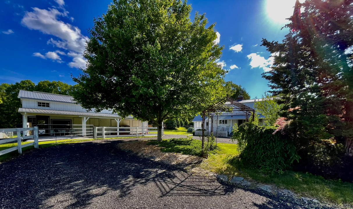 58 Botsford Hill, Newtown, Connecticut 06470