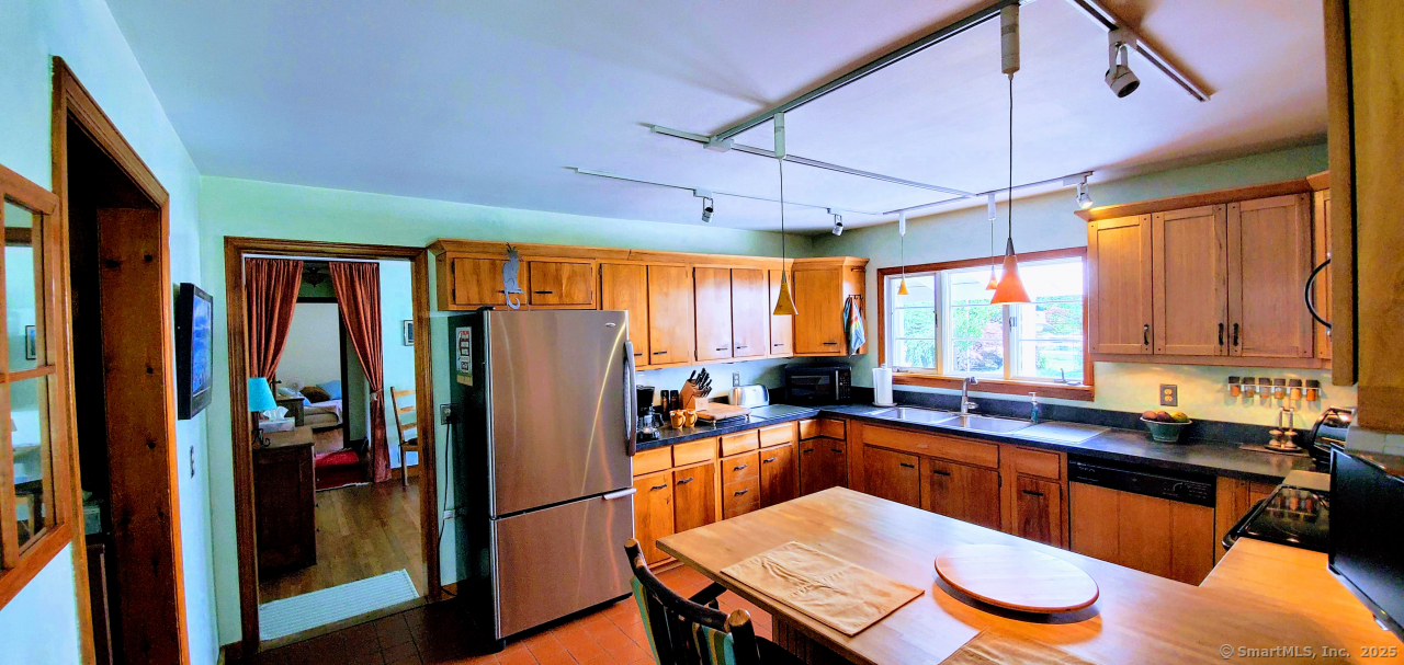 58 Botsford Hill, Newtown, Connecticut 06470