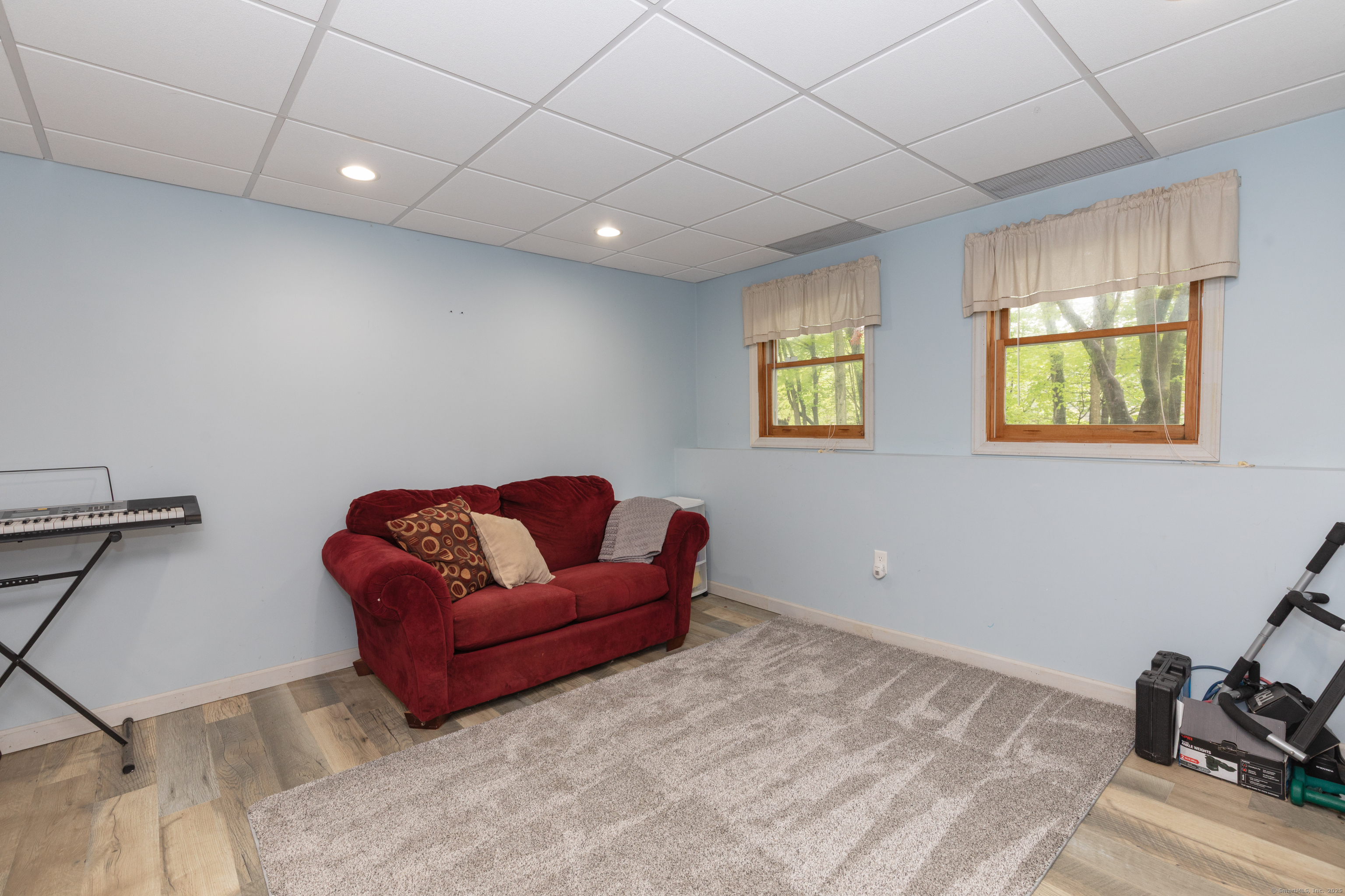 37 Crofut, Naugatuck, Connecticut 06770