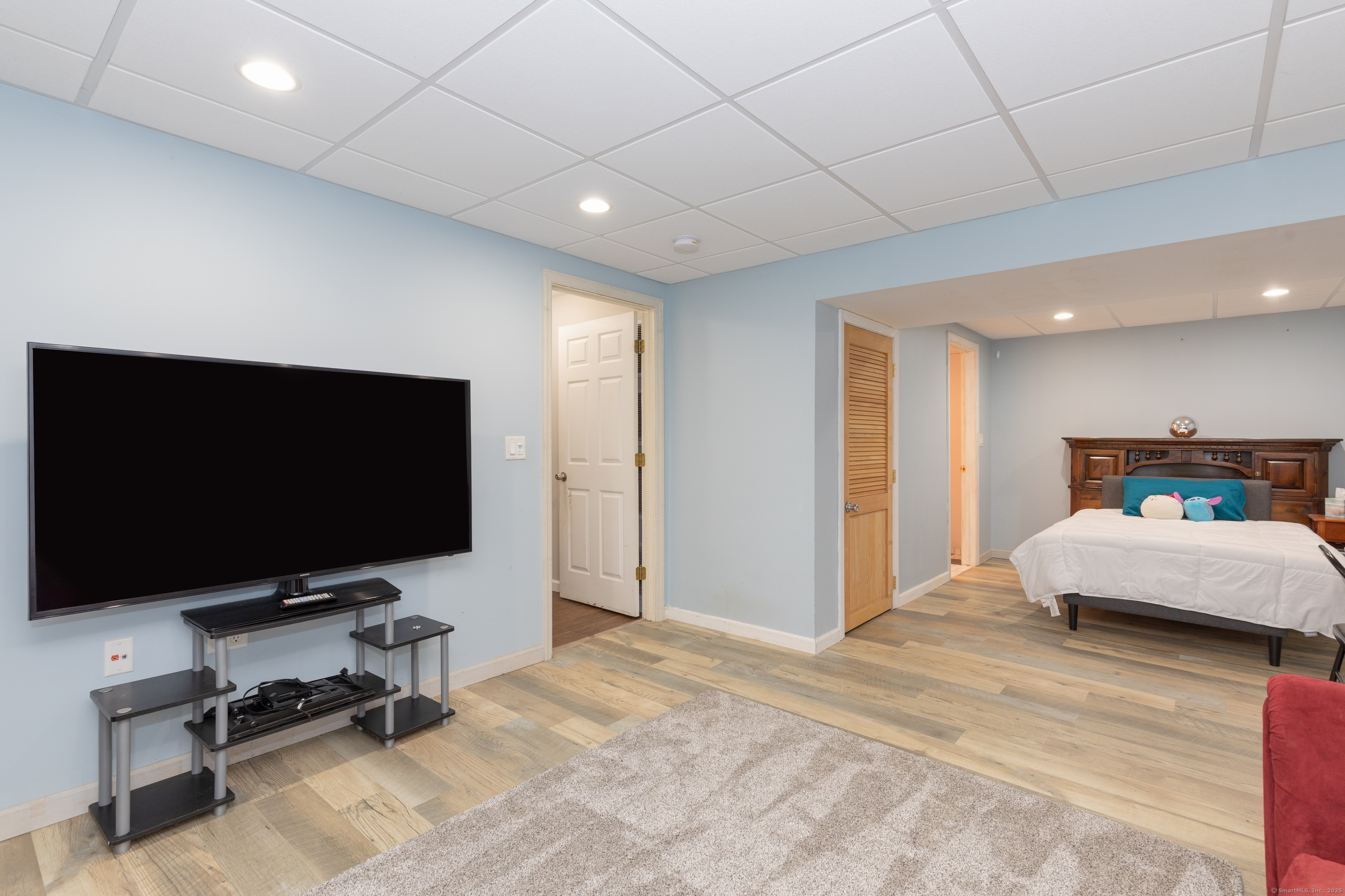 37 Crofut, Naugatuck, Connecticut 06770