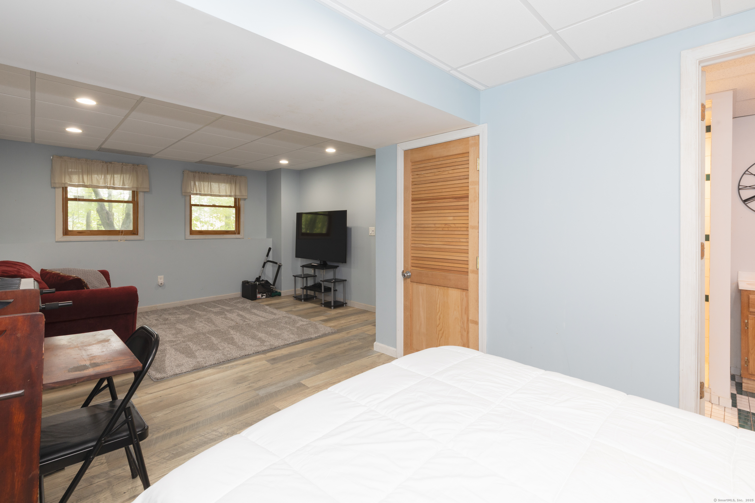 37 Crofut, Naugatuck, Connecticut 06770