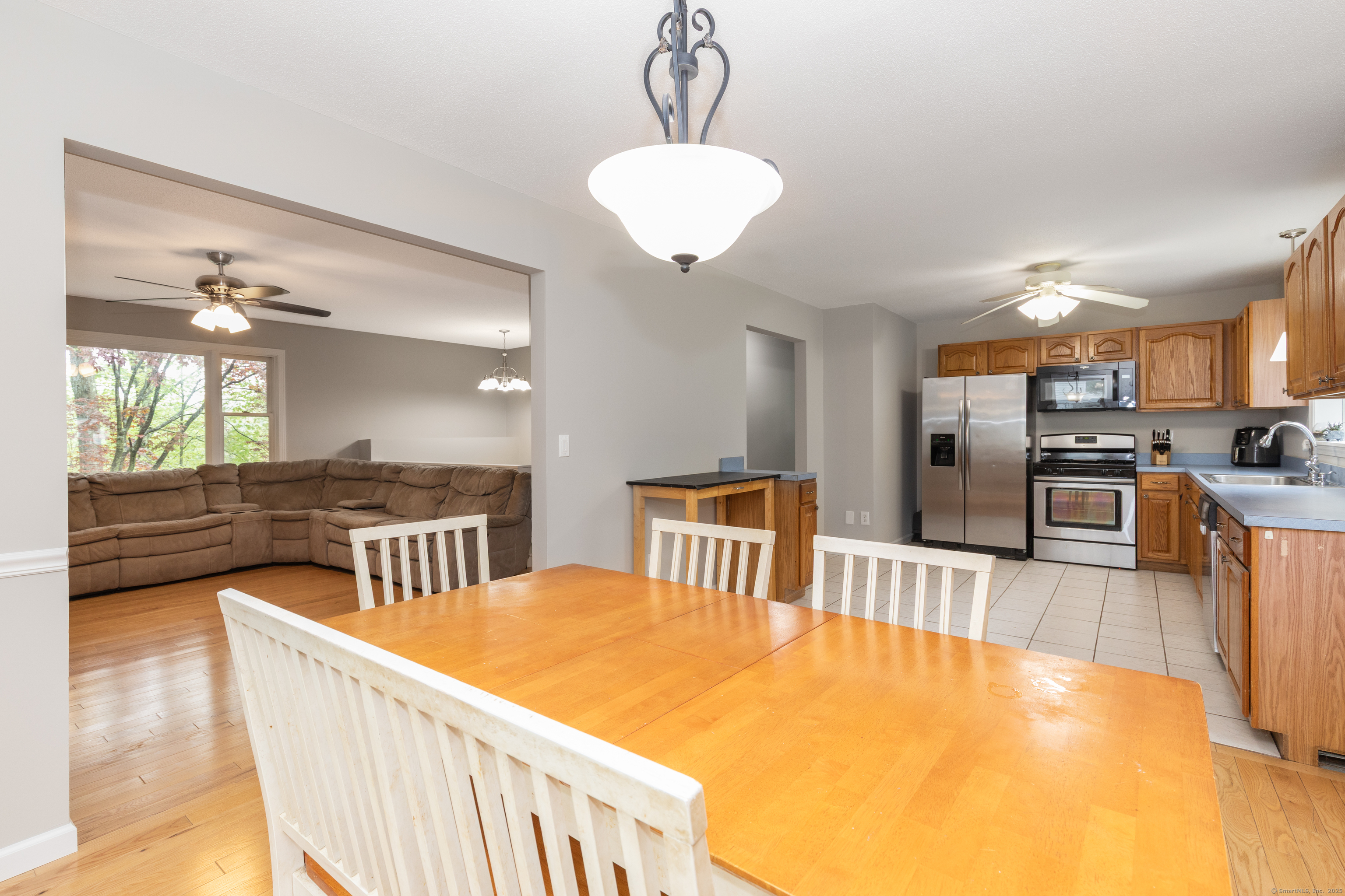 37 Crofut, Naugatuck, Connecticut 06770