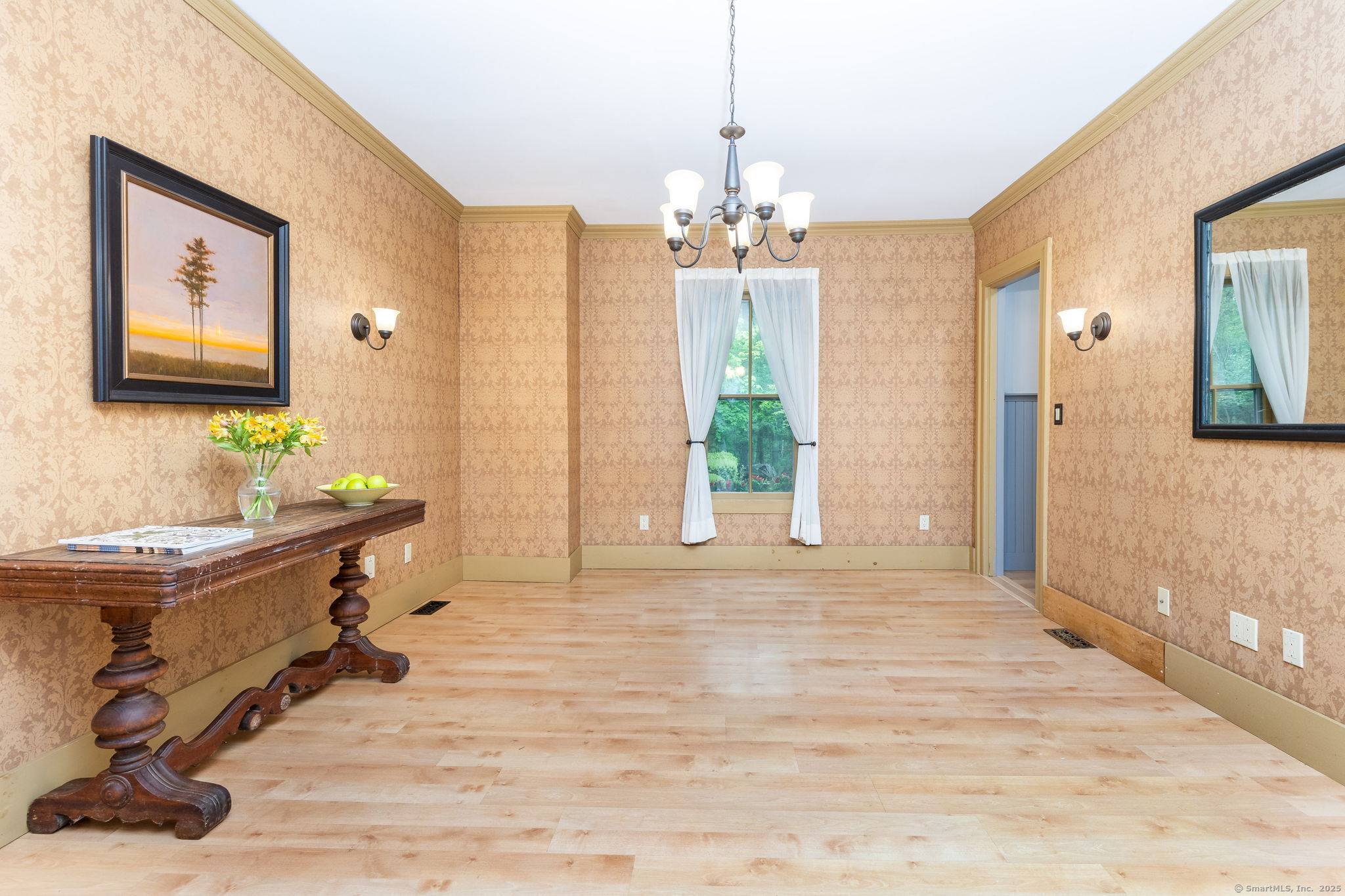 329 Litchfield, Morris, Connecticut 06763