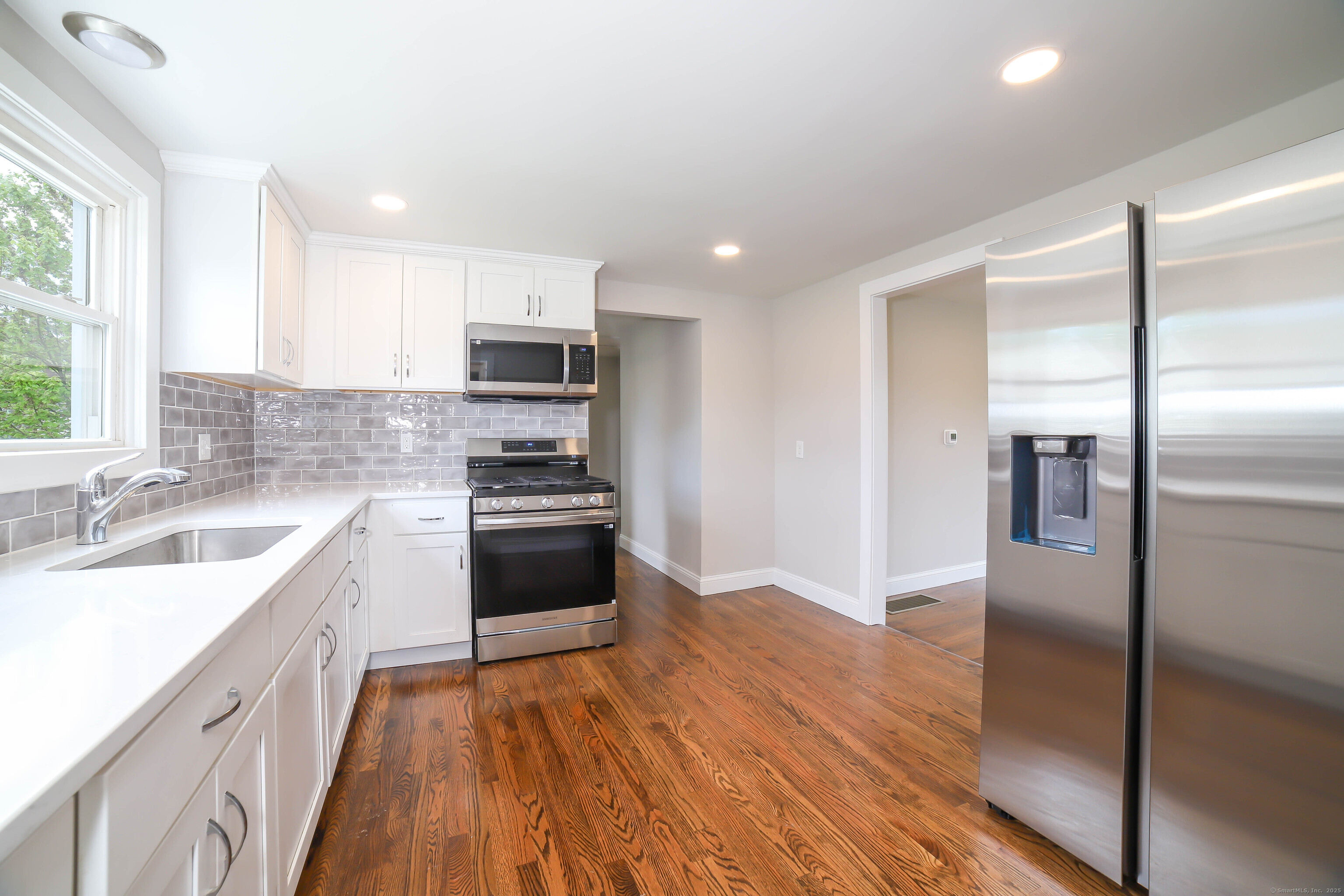 523 Newhall, Hamden, Connecticut 06517