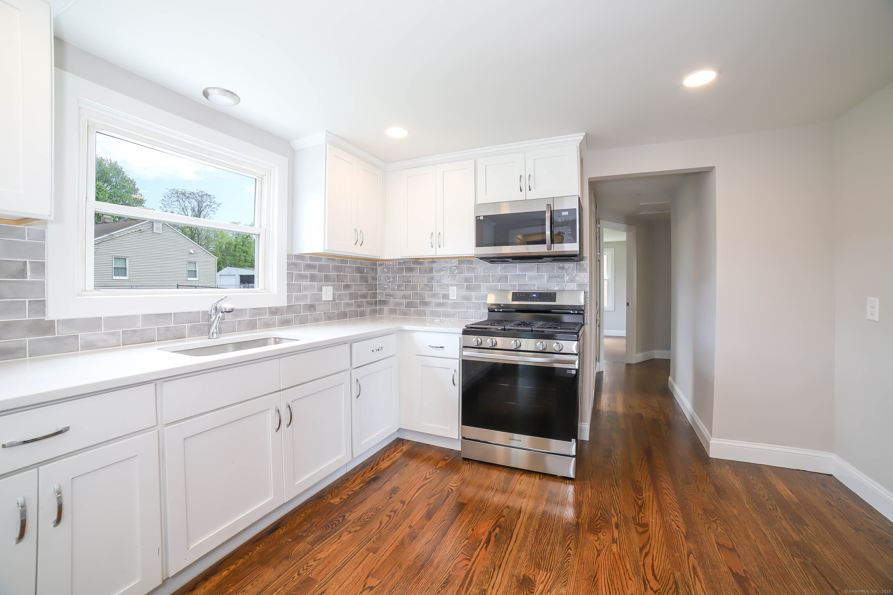 523 Newhall, Hamden, Connecticut 06517
