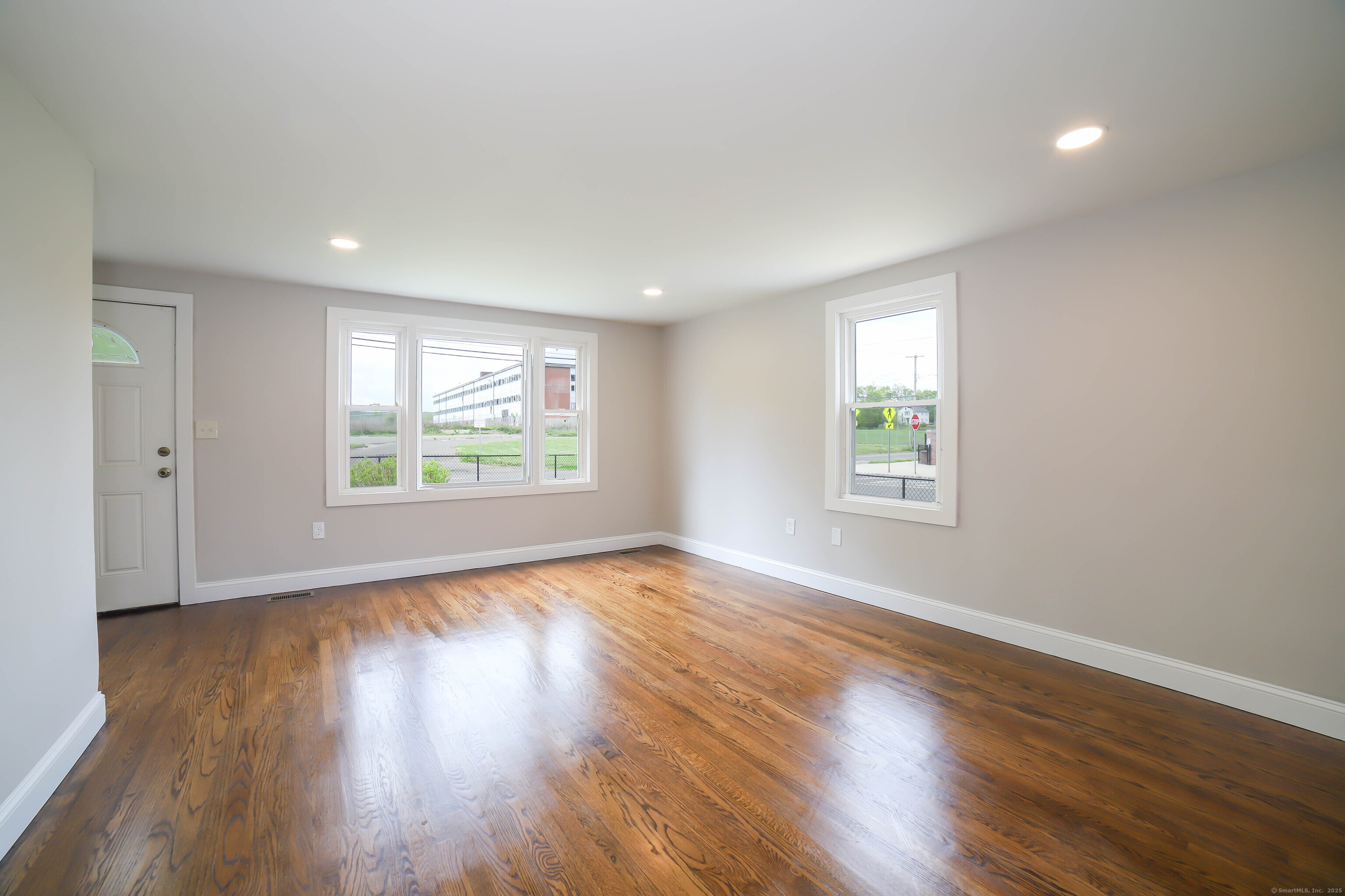 523 Newhall, Hamden, Connecticut 06517