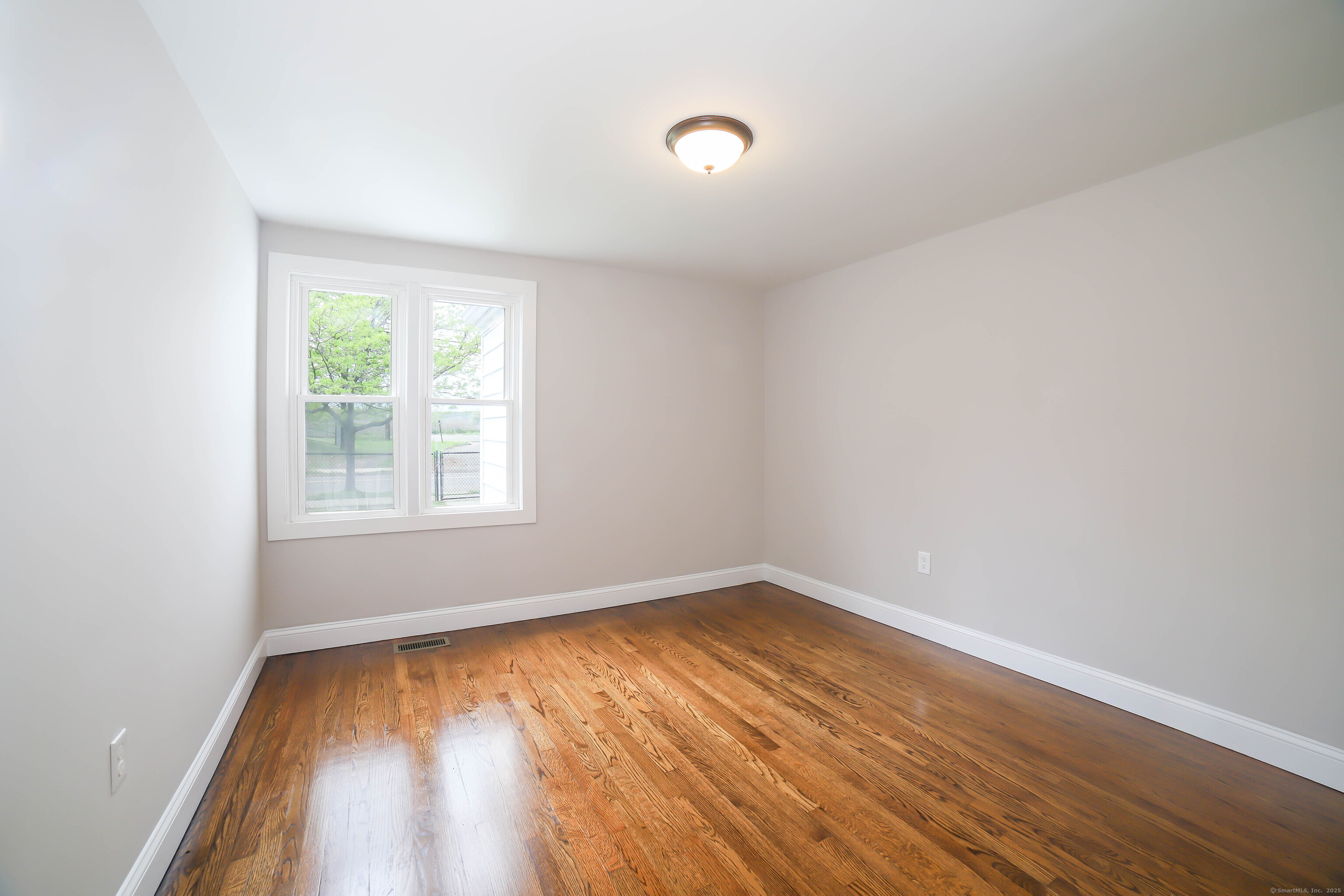 523 Newhall, Hamden, Connecticut 06517