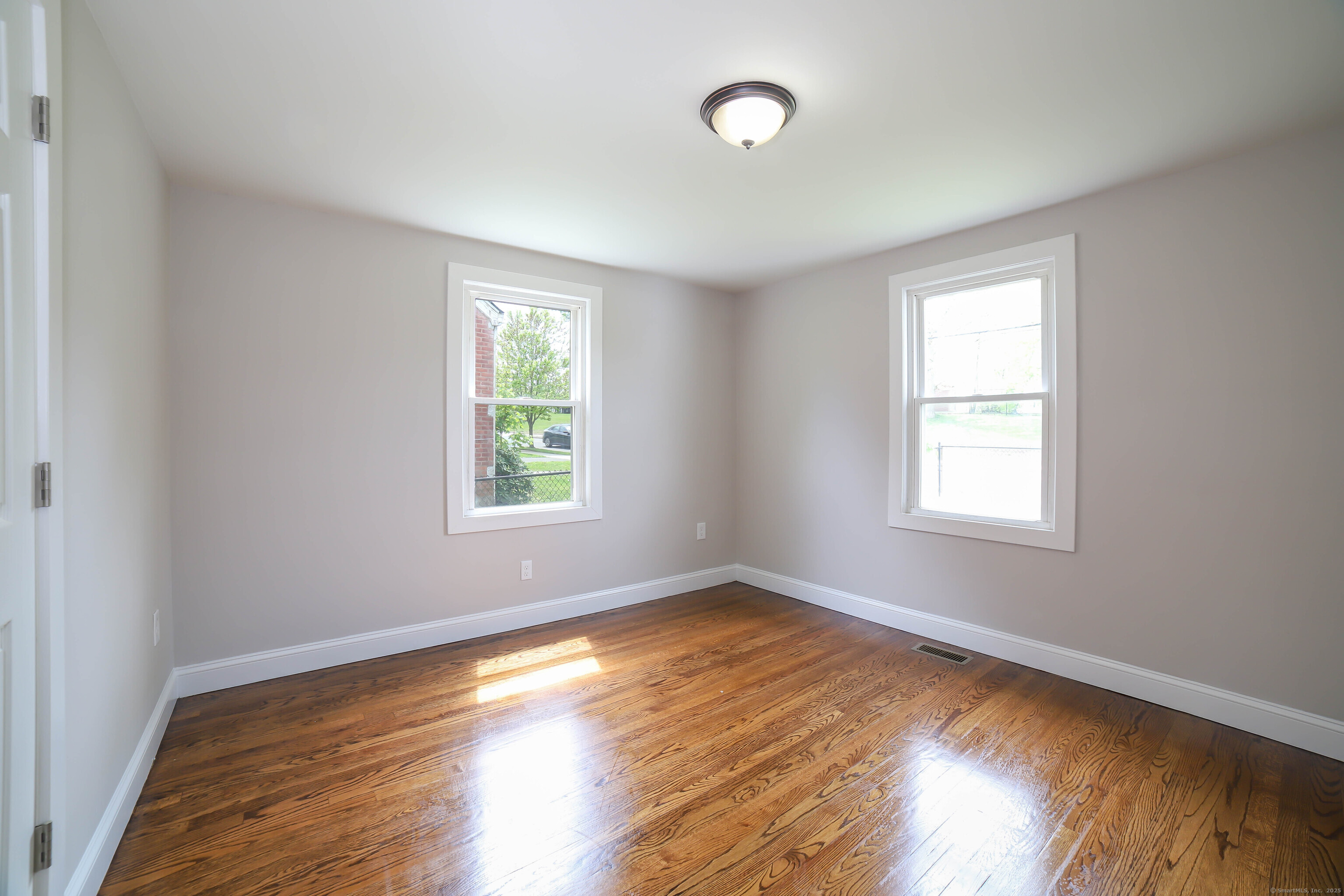 523 Newhall, Hamden, Connecticut 06517