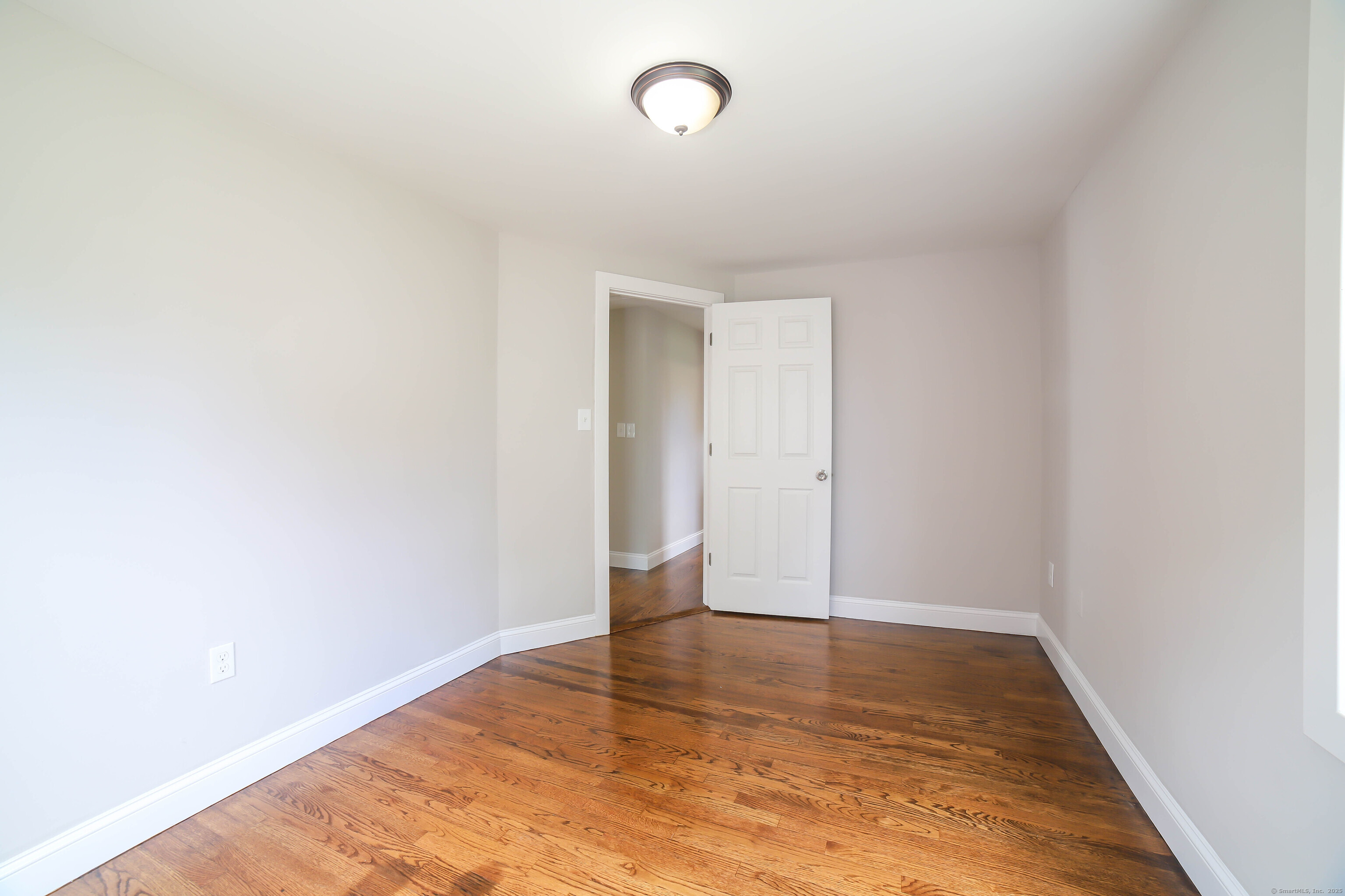 523 Newhall, Hamden, Connecticut 06517