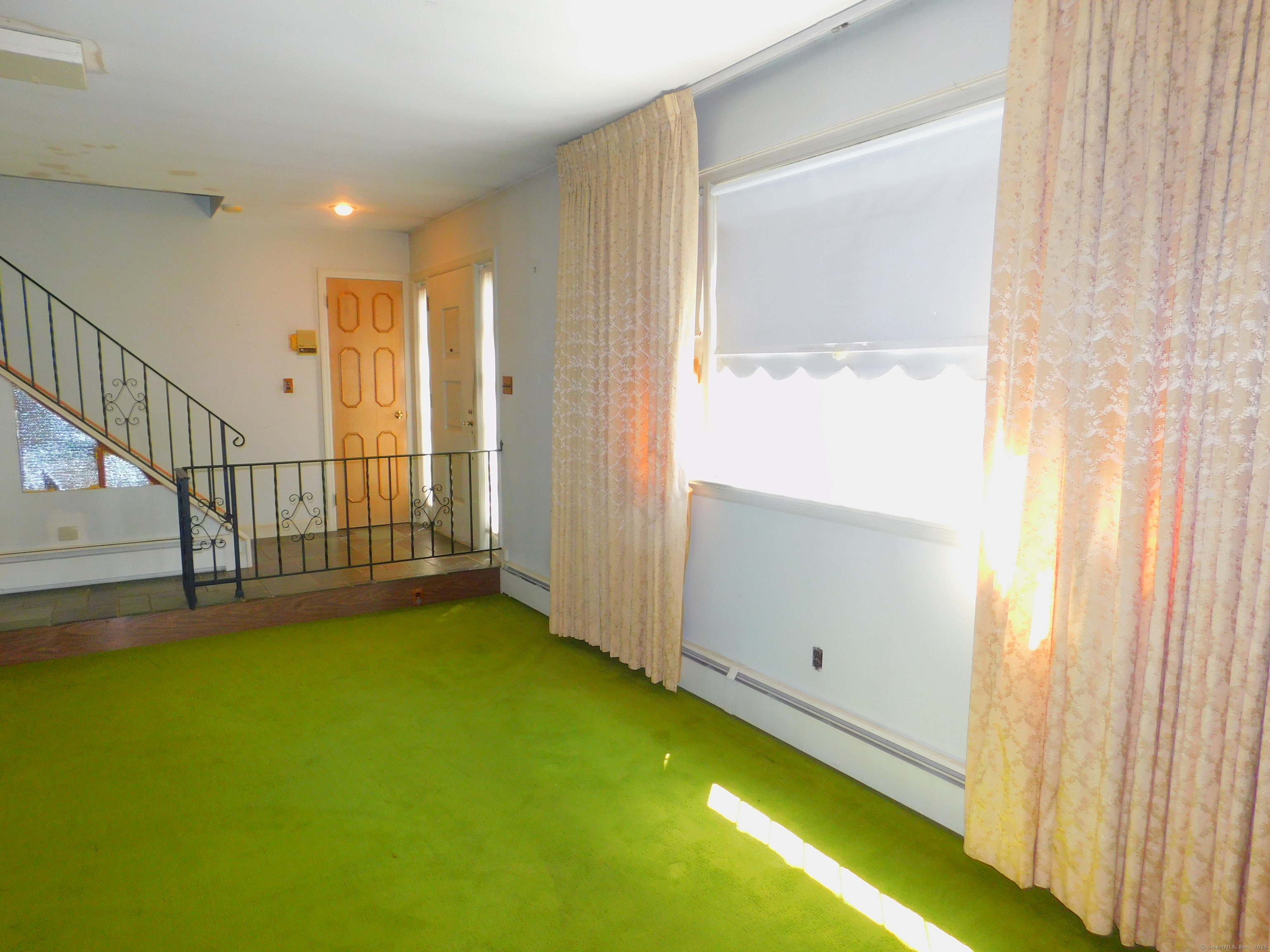 29 Barholm, Stamford, Connecticut 06907