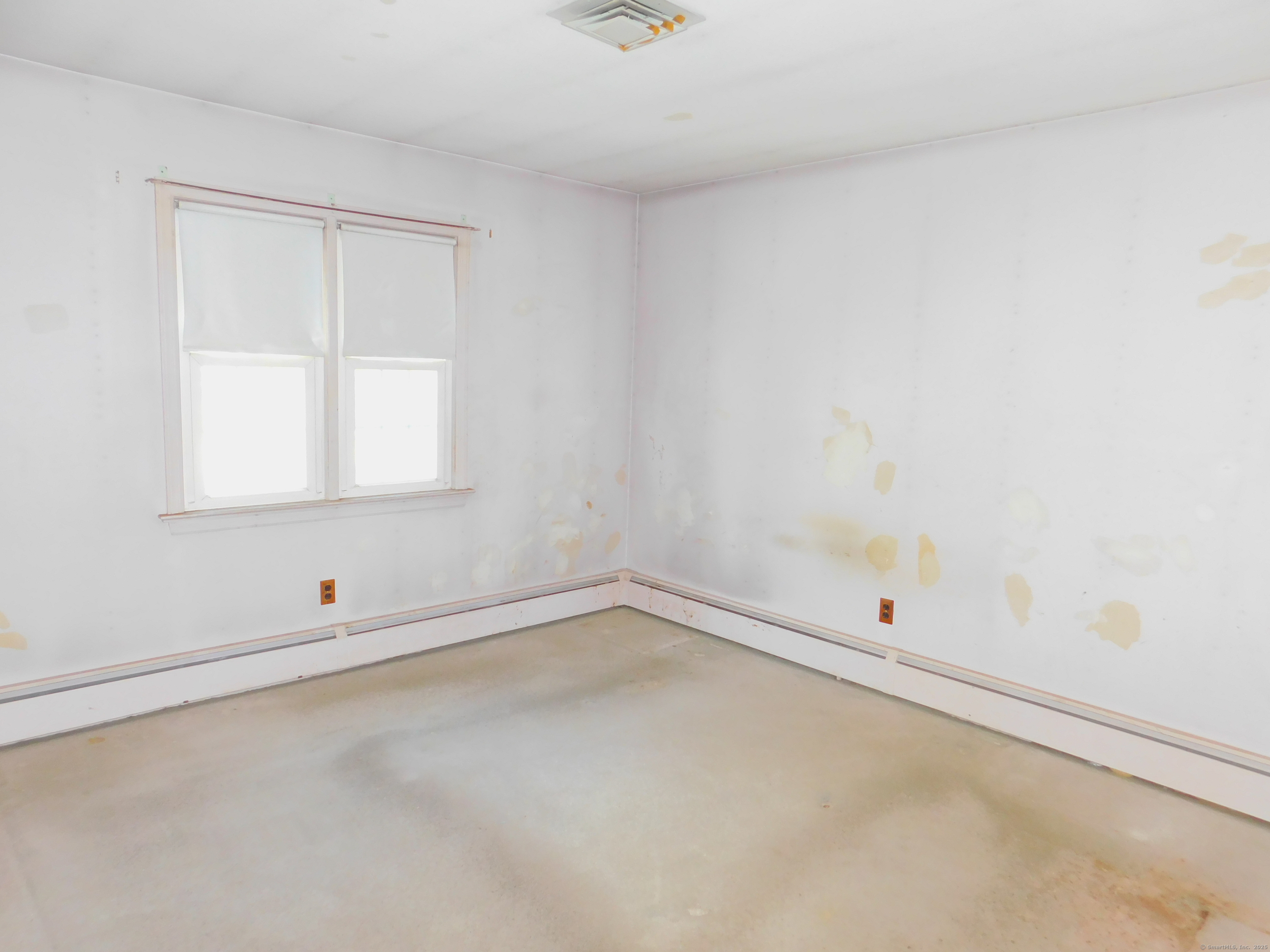 29 Barholm, Stamford, Connecticut 06907