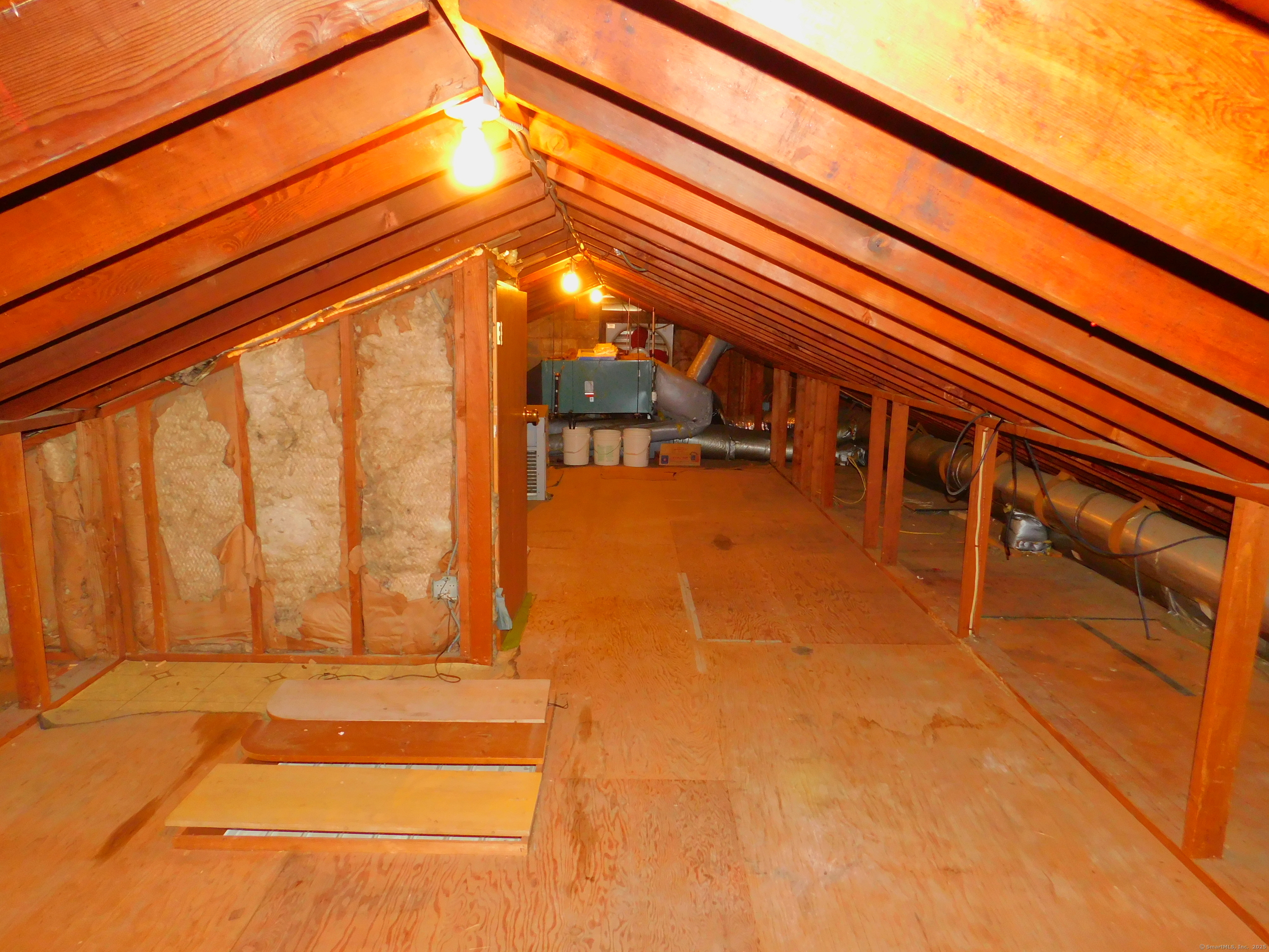 29 Barholm, Stamford, Connecticut 06907