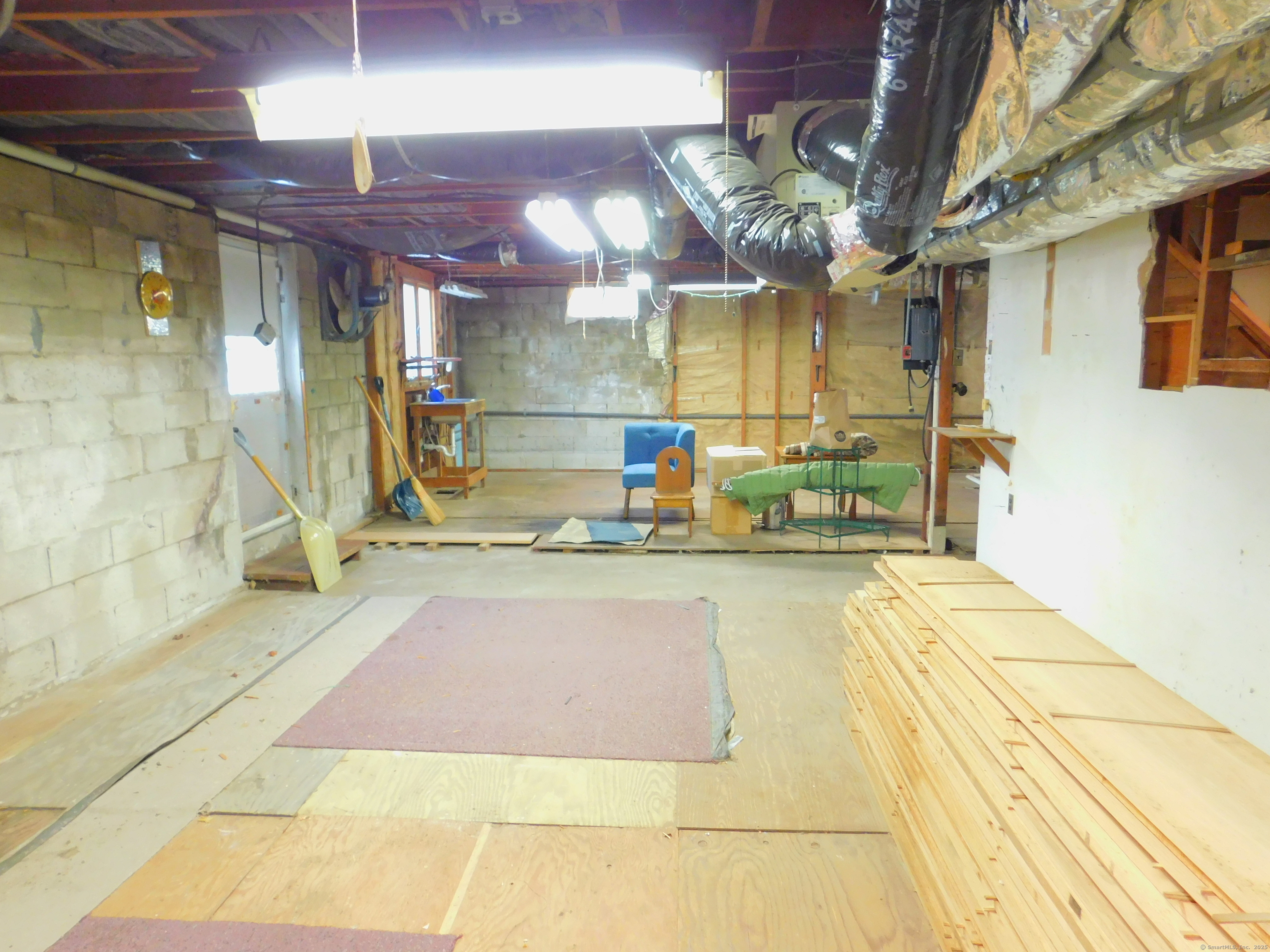 29 Barholm, Stamford, Connecticut 06907