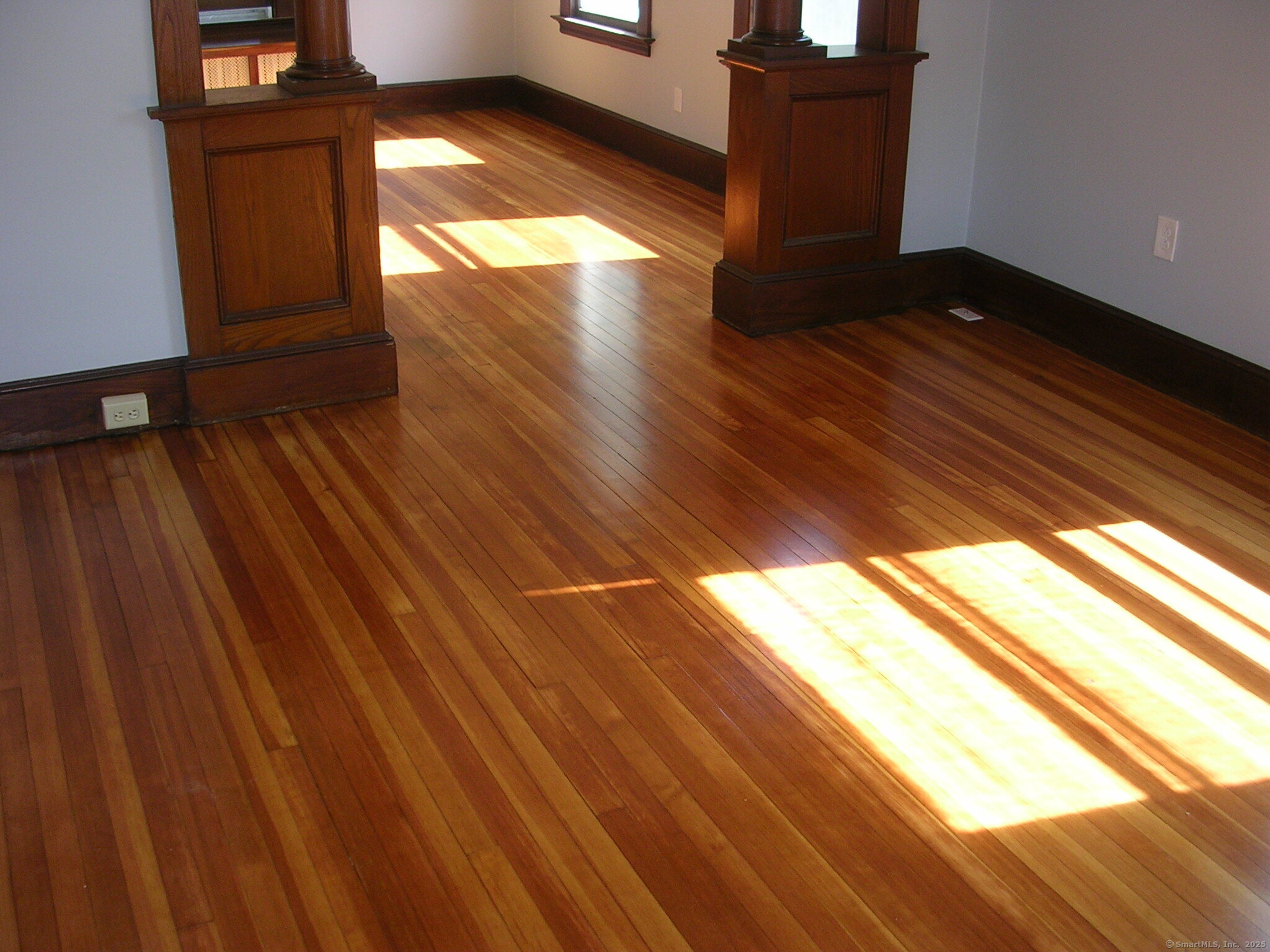 2868 Dixwell, Hamden, Connecticut 06518