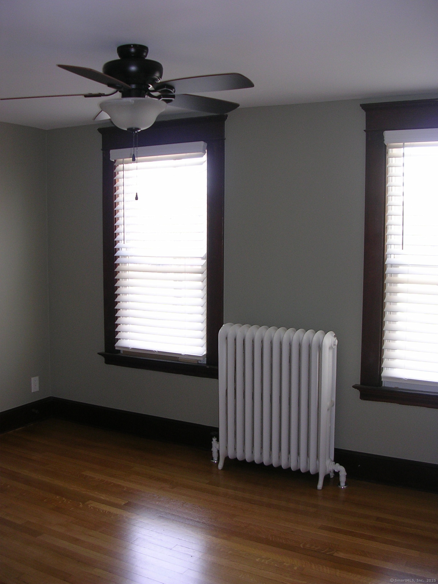 2868 Dixwell, Hamden, Connecticut 06518
