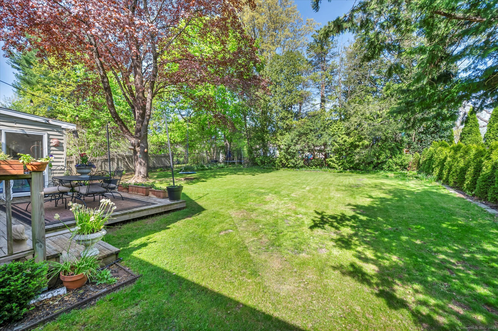 10 Meadowbrook, Hamden, Connecticut 06517