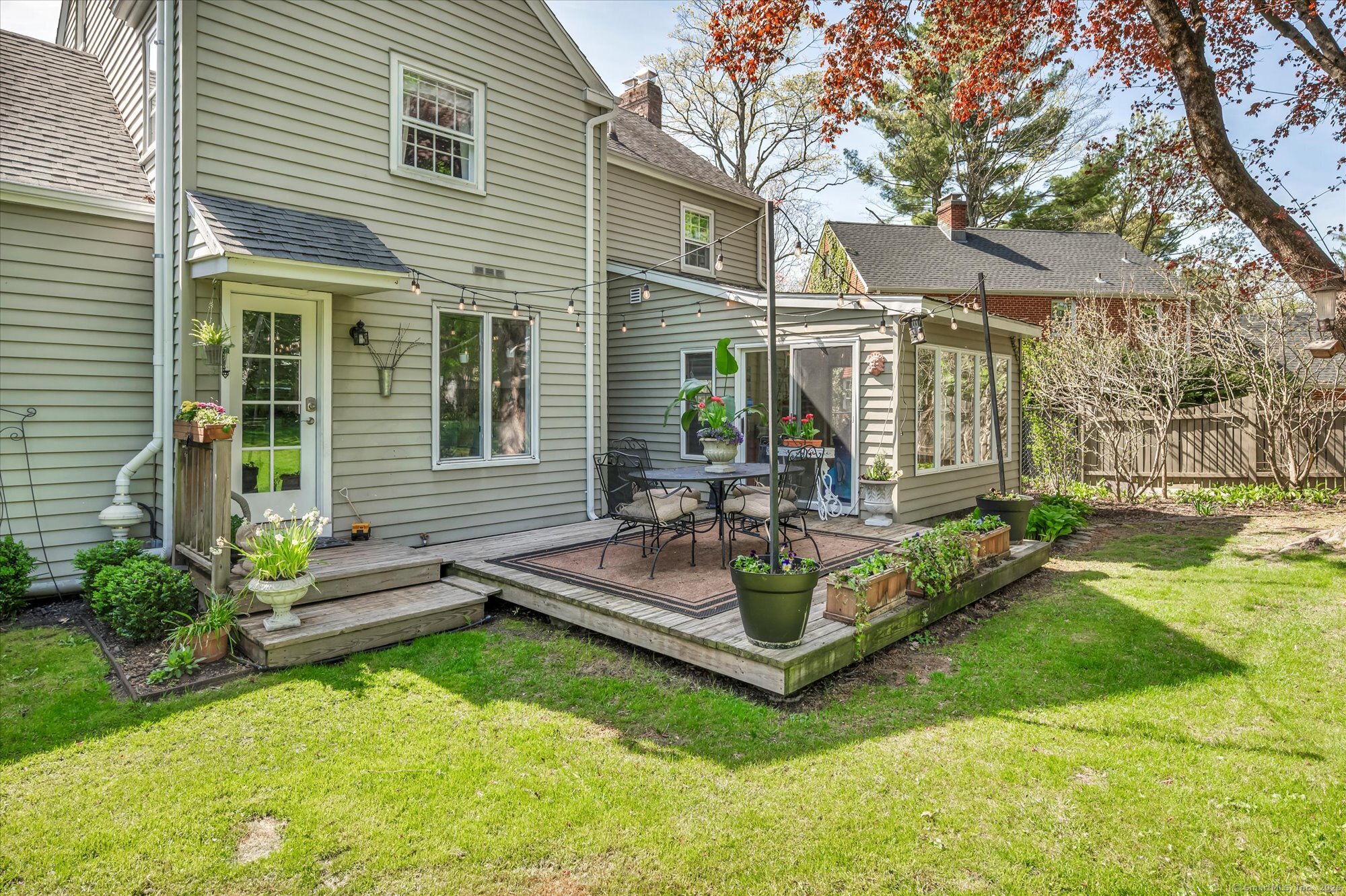 10 Meadowbrook, Hamden, Connecticut 06517