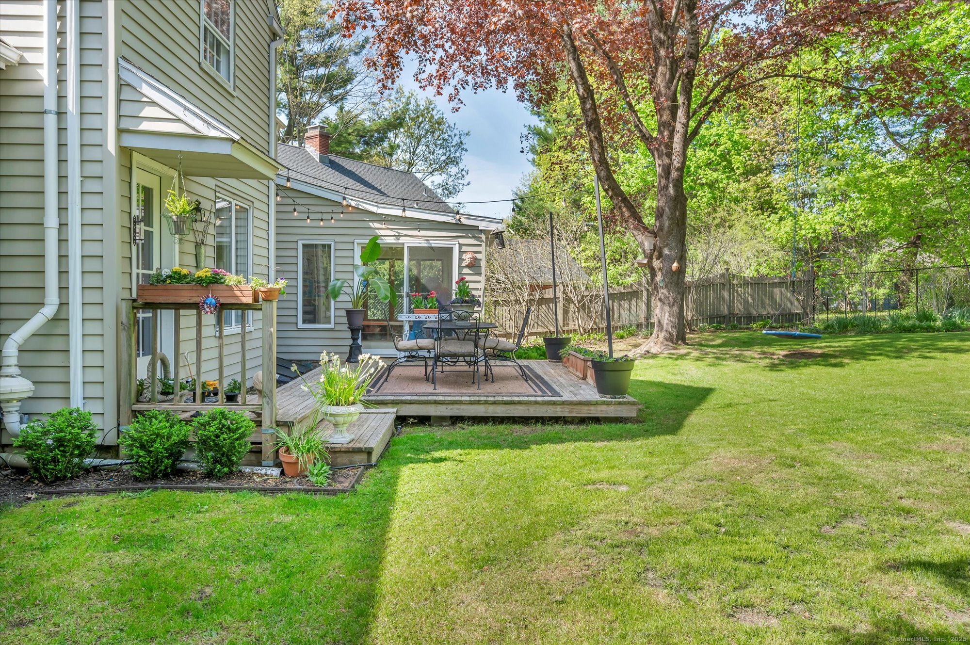 10 Meadowbrook, Hamden, Connecticut 06517
