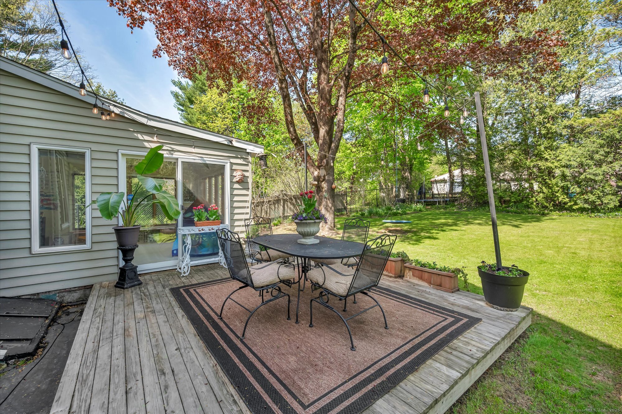 10 Meadowbrook, Hamden, Connecticut 06517
