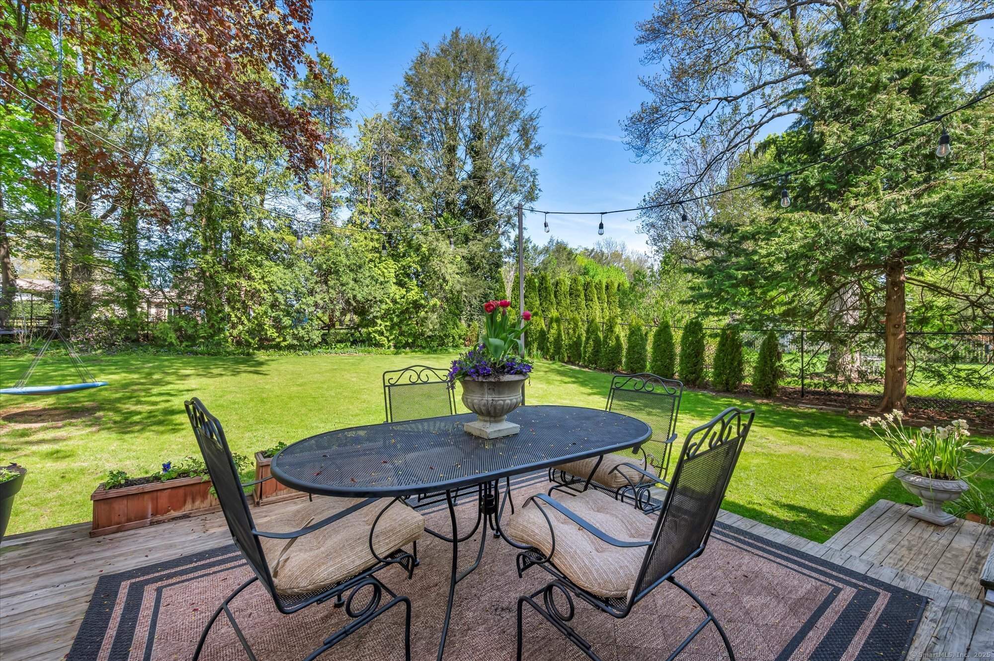 10 Meadowbrook, Hamden, Connecticut 06517