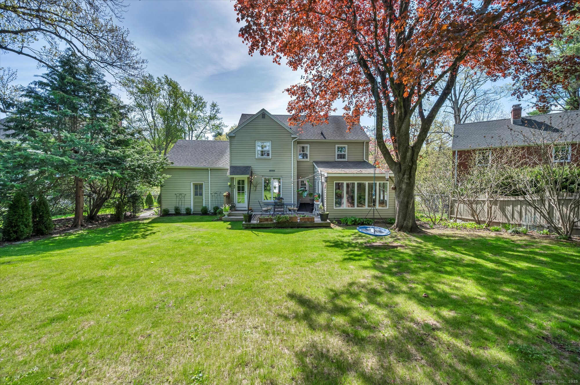 10 Meadowbrook, Hamden, Connecticut 06517