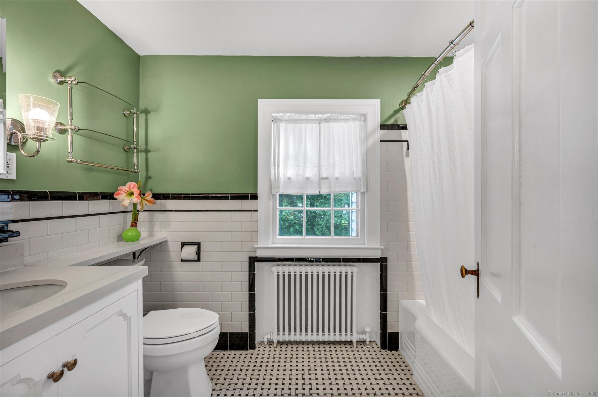 10 Meadowbrook, Hamden, Connecticut 06517
