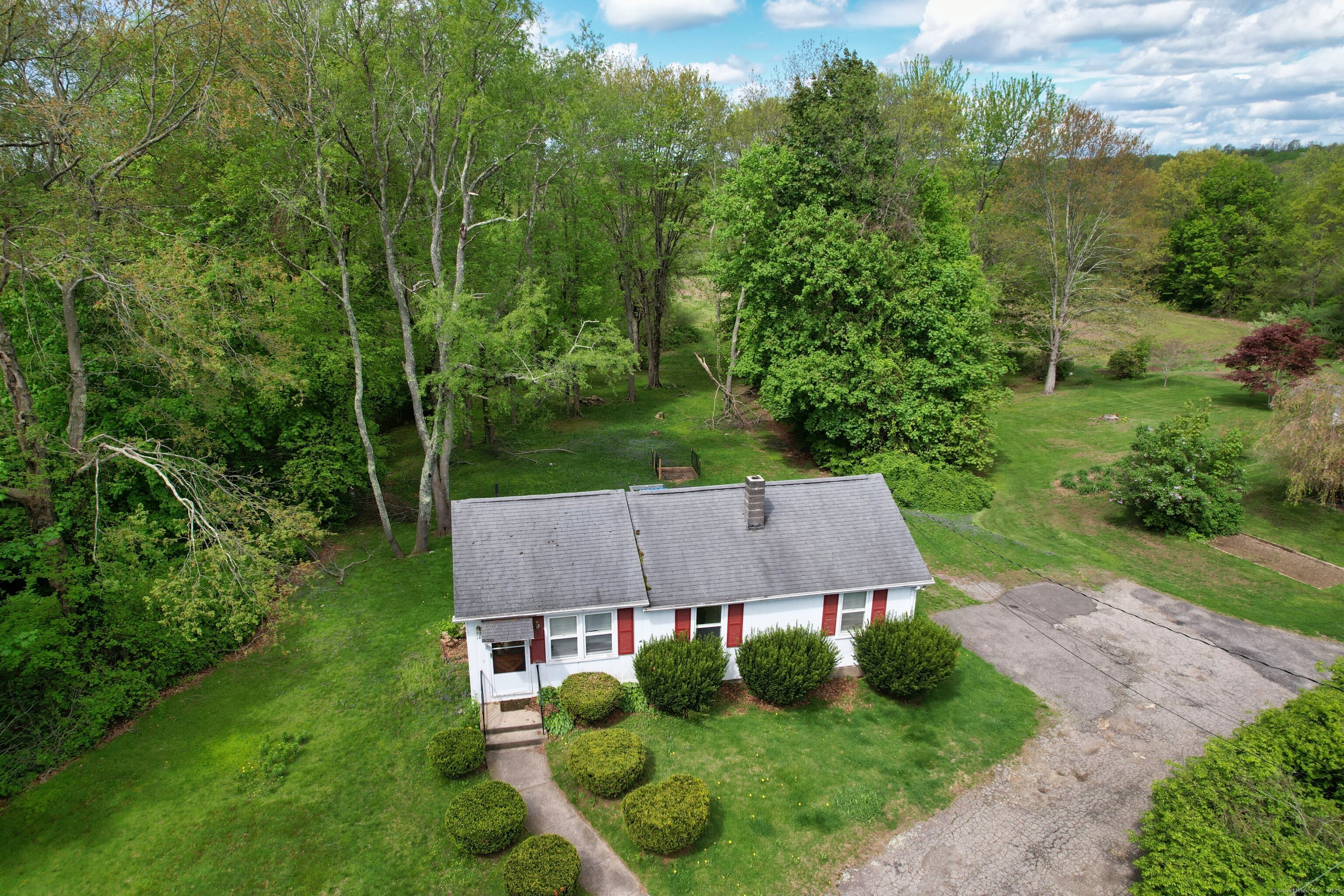 149 Farview, Watertown, Connecticut 06795