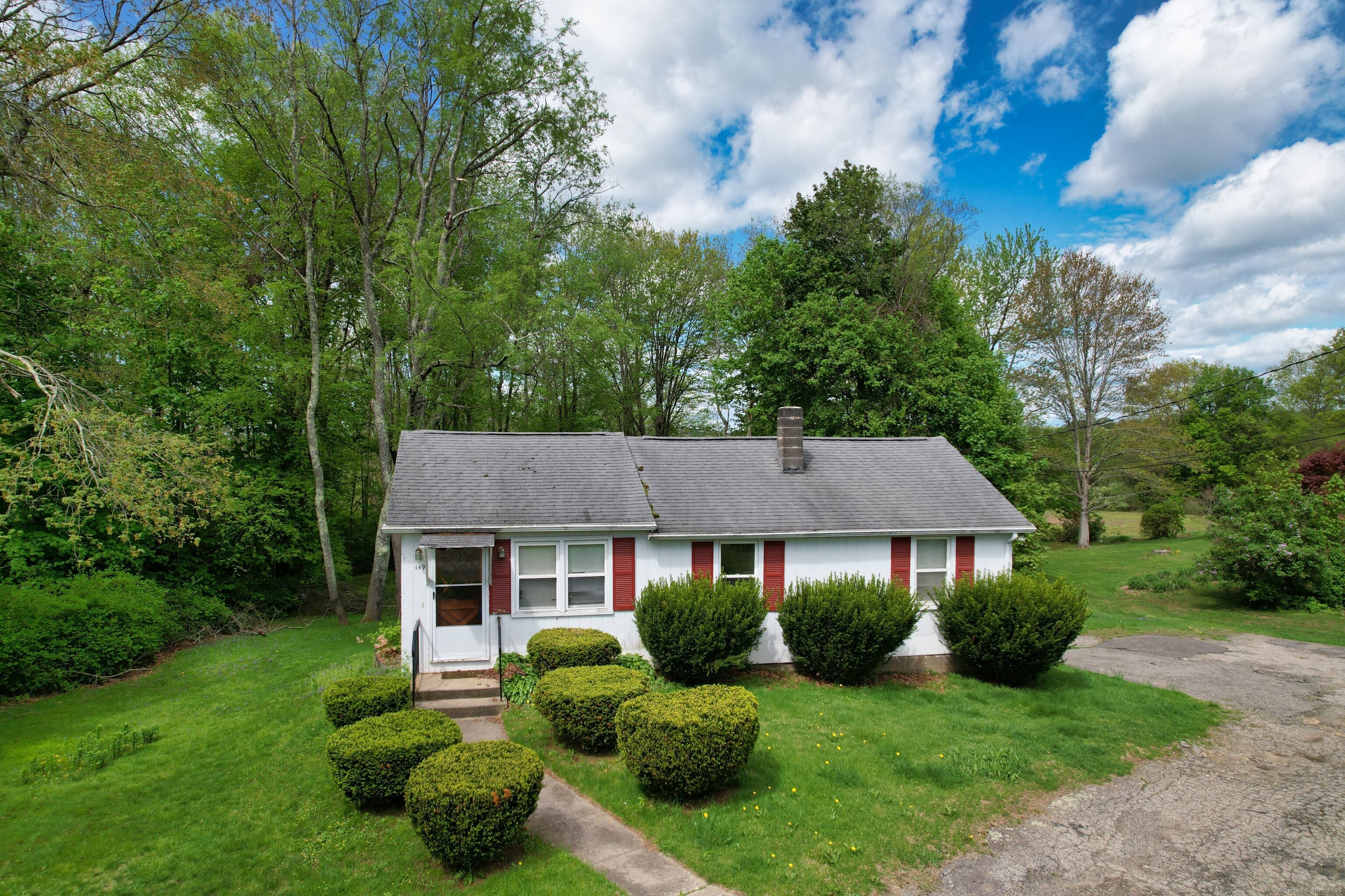 149 Farview, Watertown, Connecticut 06795