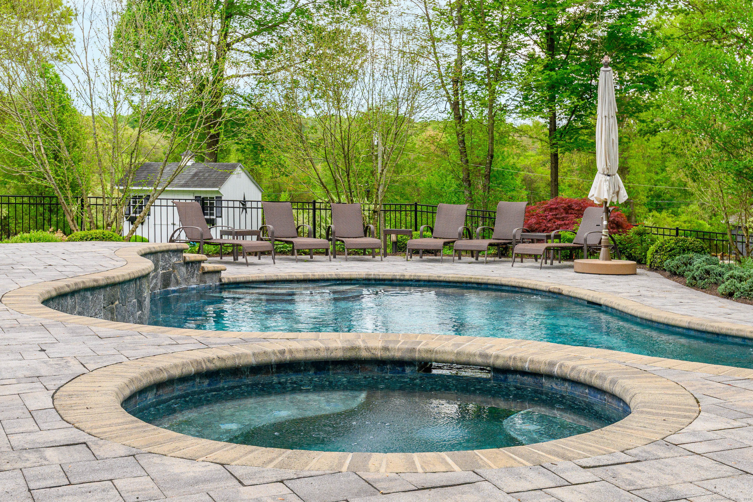 12 Jo Mar, Newtown, Connecticut 06482