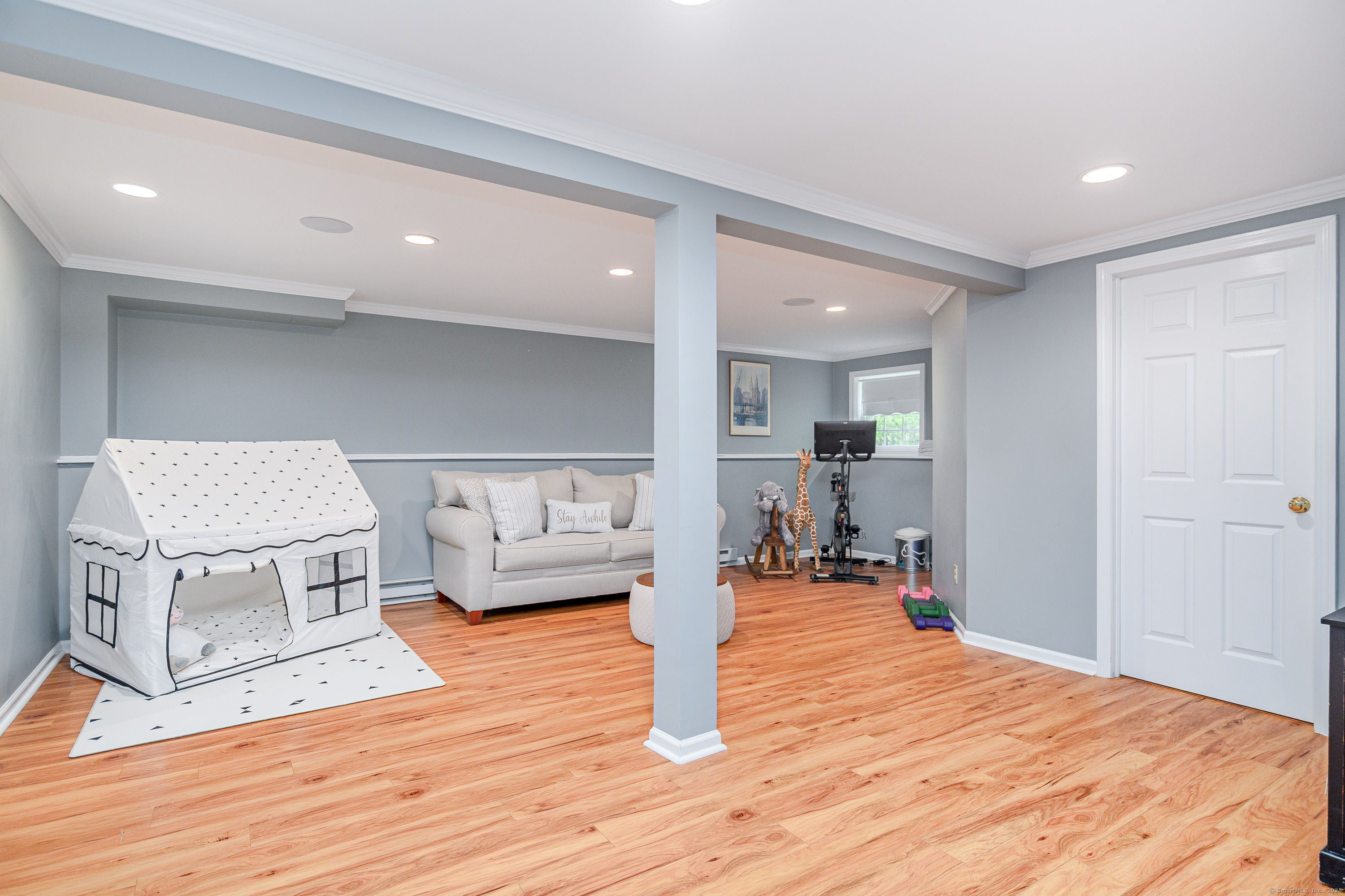 12 Jo Mar, Newtown, Connecticut 06482