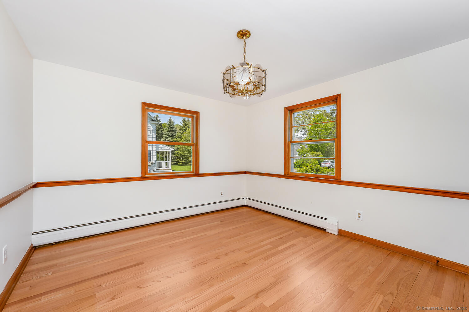 27 Brookdale, Fairfield, Connecticut 06824