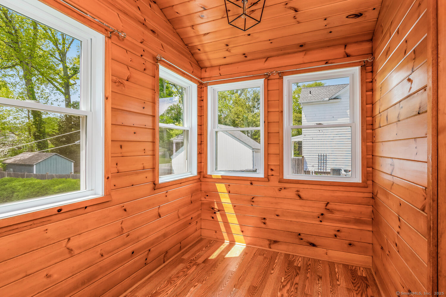 27 Brookdale, Fairfield, Connecticut 06824